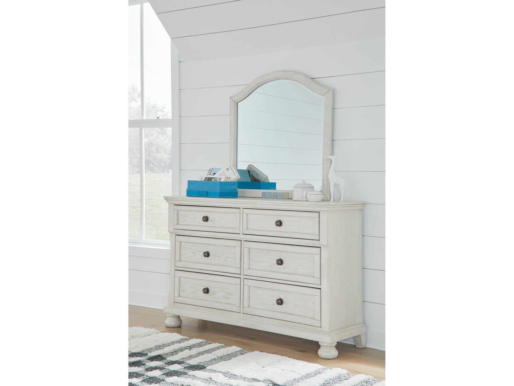 Robbinsdale Antique White Dresser and Mirror (Online Special Price) - Ornate Home