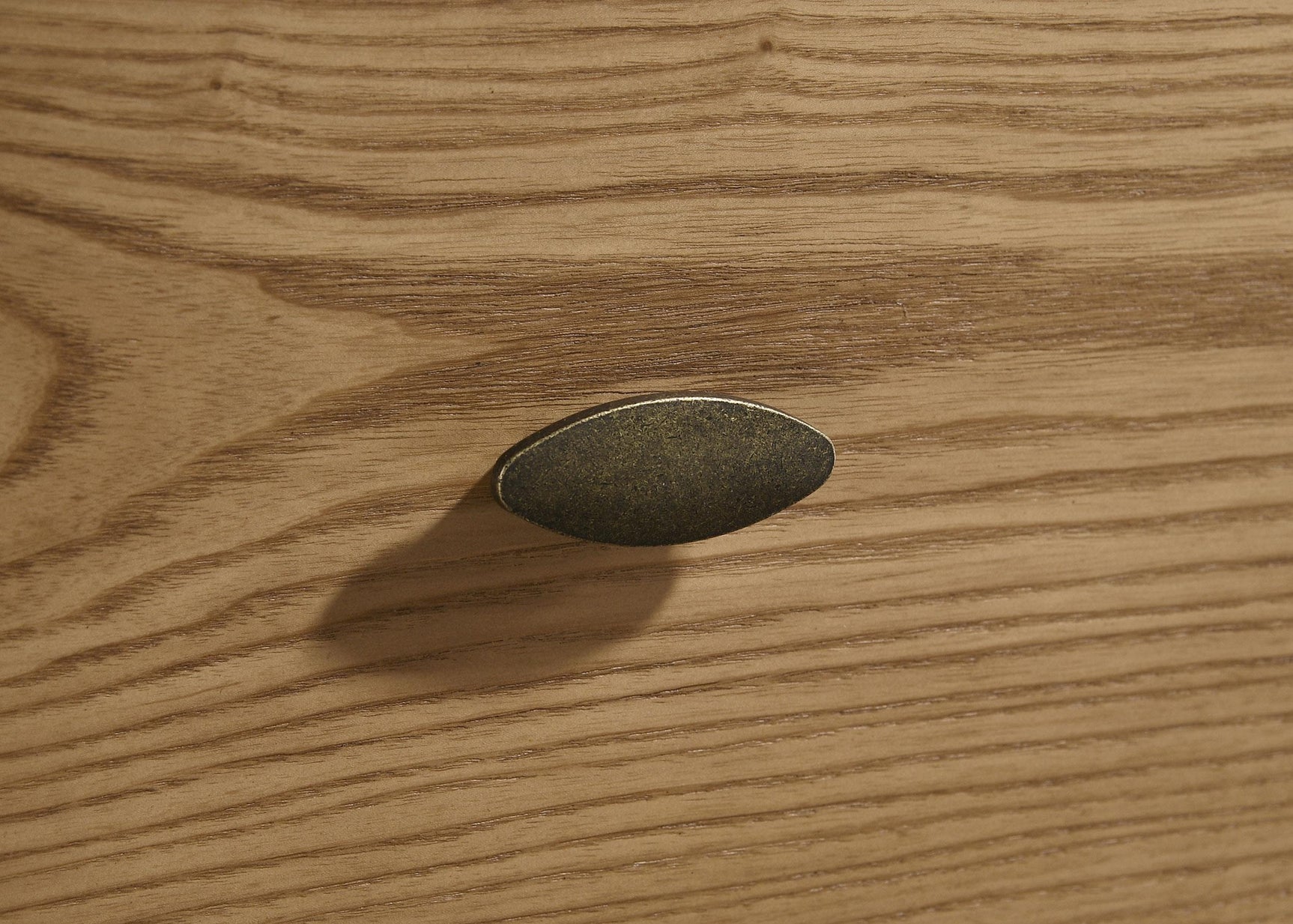 Robyn Light Ash 5-drawer Bedroom Chest of Drawers - Ornate Home