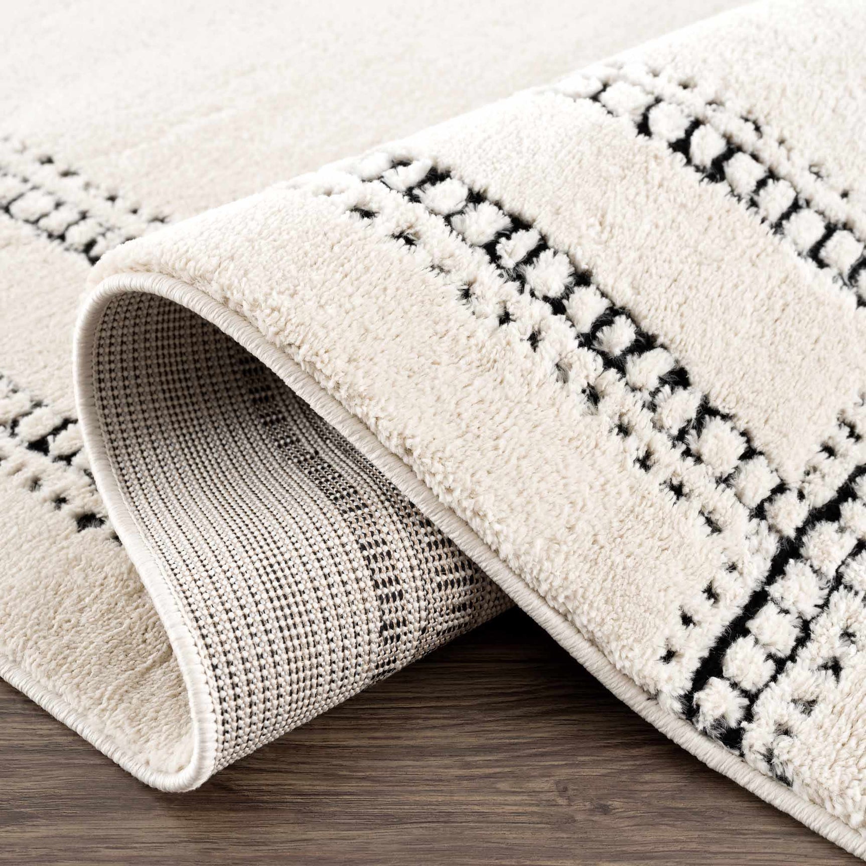 Ryuu Black & White Area Rug - Ornate Home