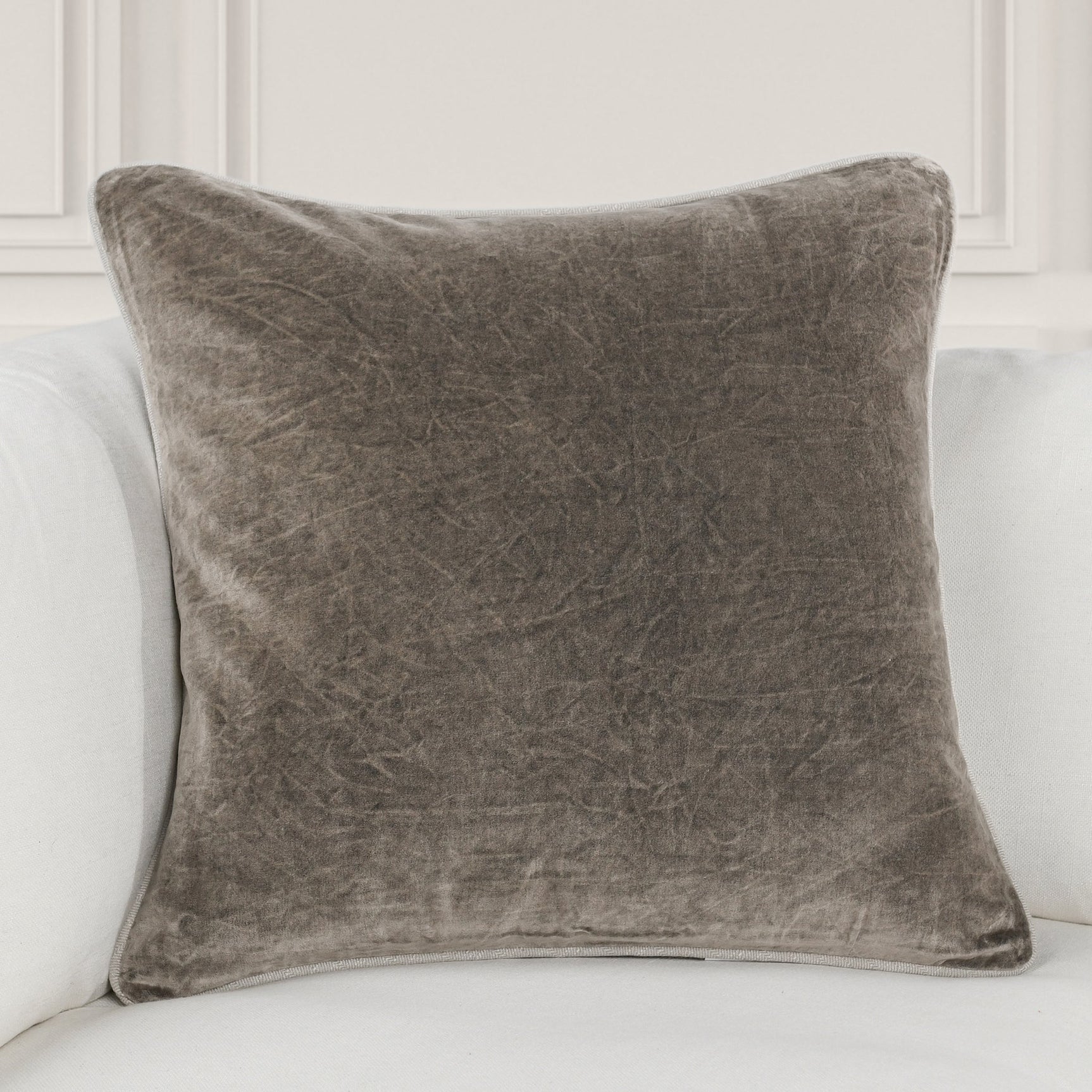 SLD Heirloom Desert Velvet Multiple Sizes Throw Pillow (Set of 2) - Ornate Home