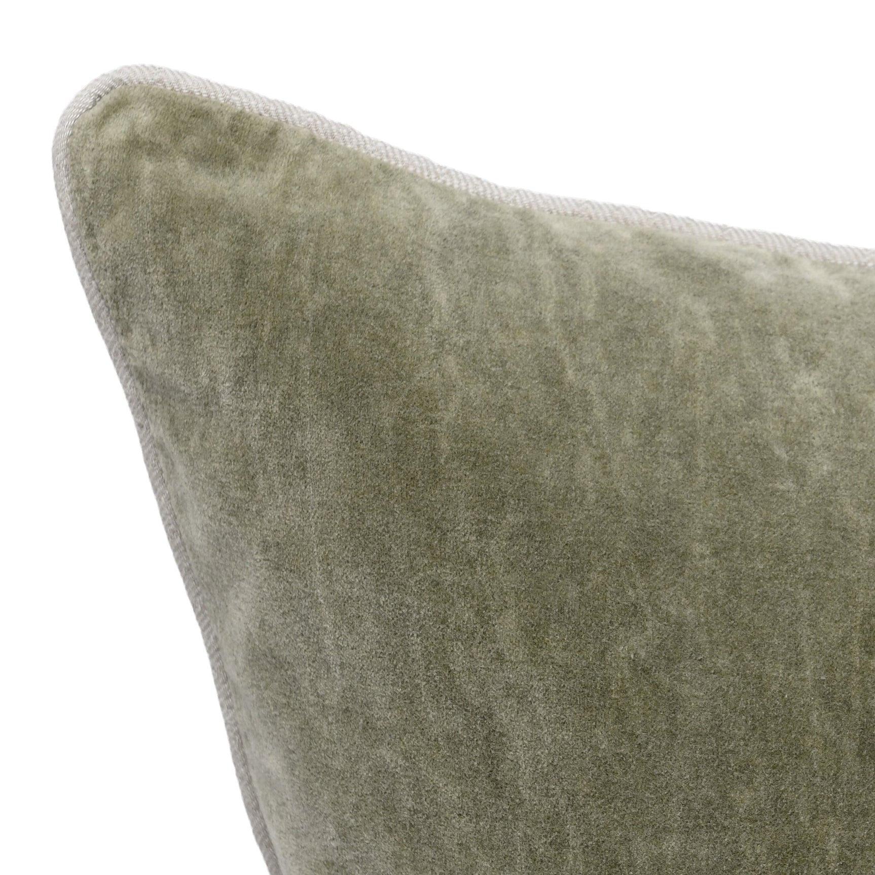 SLD Heirloom Moss Velvet Multiple Sizes Throw Pillow (Set of 2) - Ornate Home