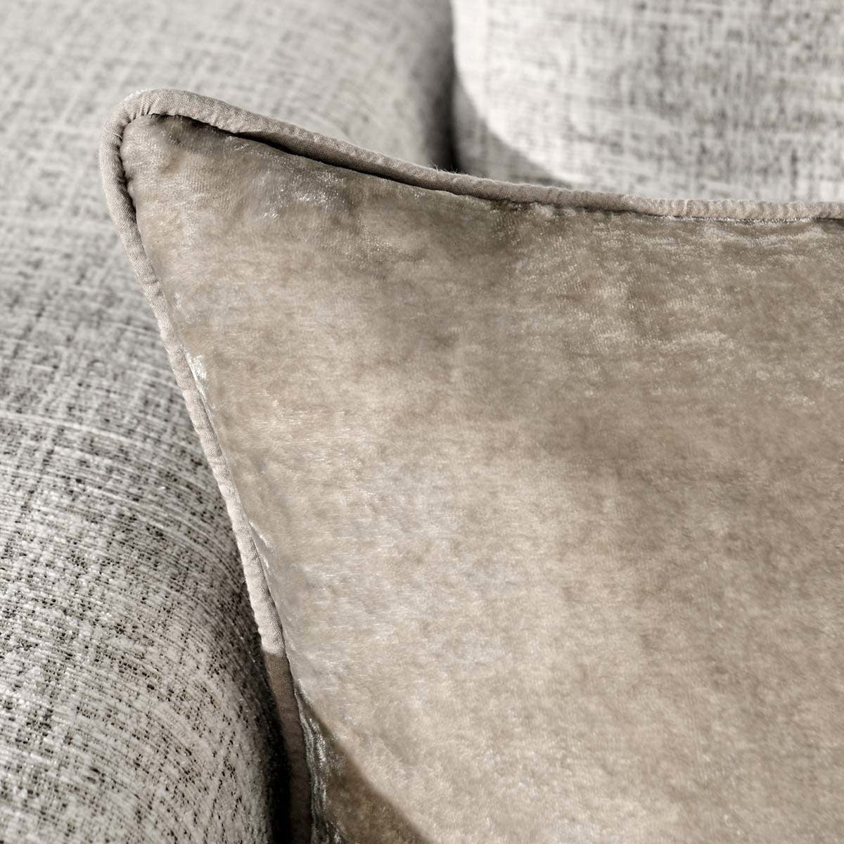 SLD Lexington Natural Multiple Sizes Throw Pillow (Set of 2) - Ornate Home