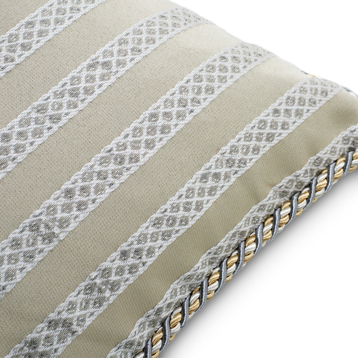 Sycamore Grove Silver Comforter Set