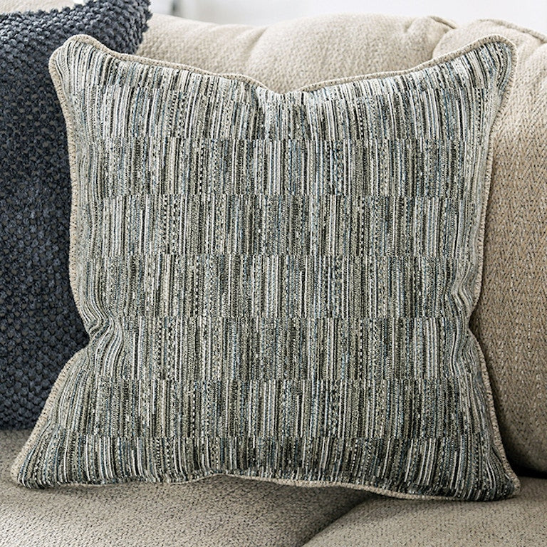 Salisbury Cream Loveseat - Ornate Home