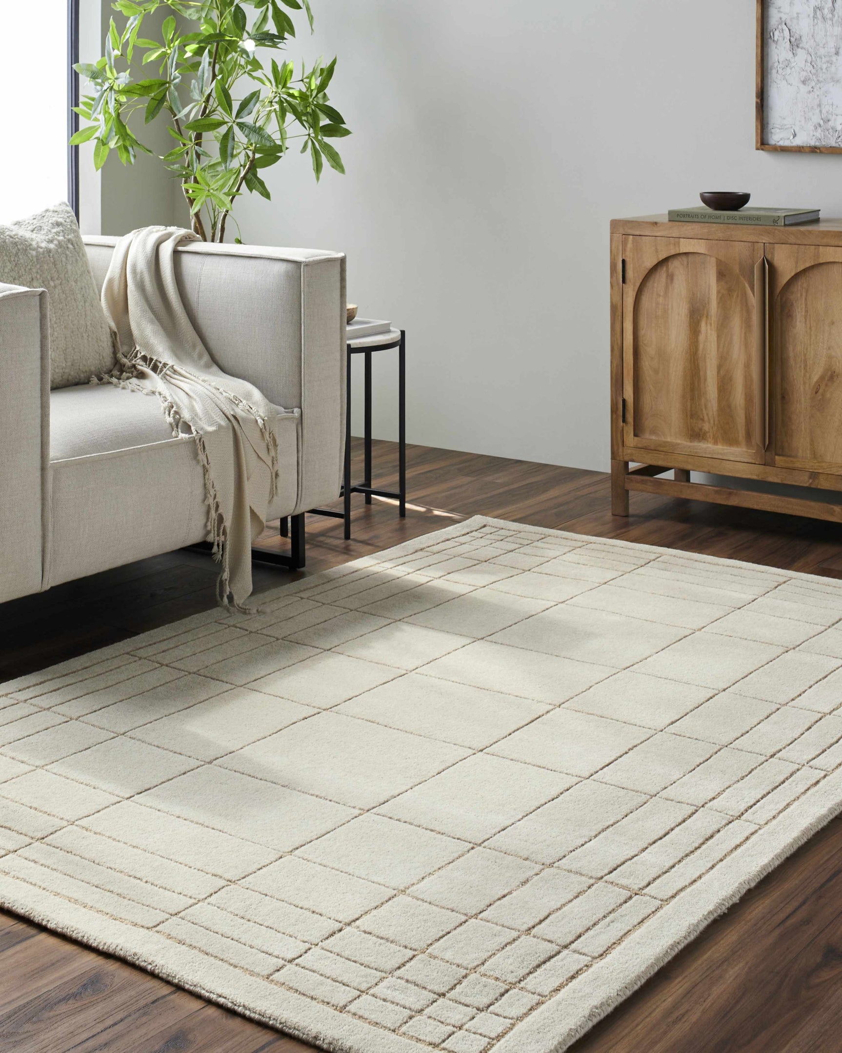 Sedna Wool Area Rug - Ornate Home