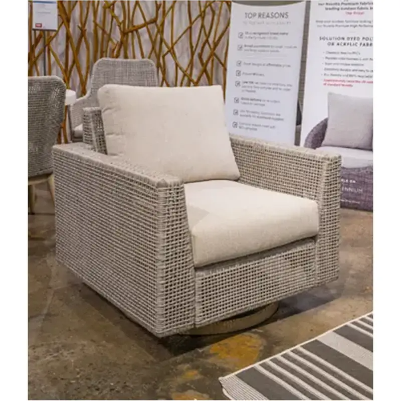 Seton Creek Outdoor Seating Group w/ Coffee Table / 4pc - Ornate Home