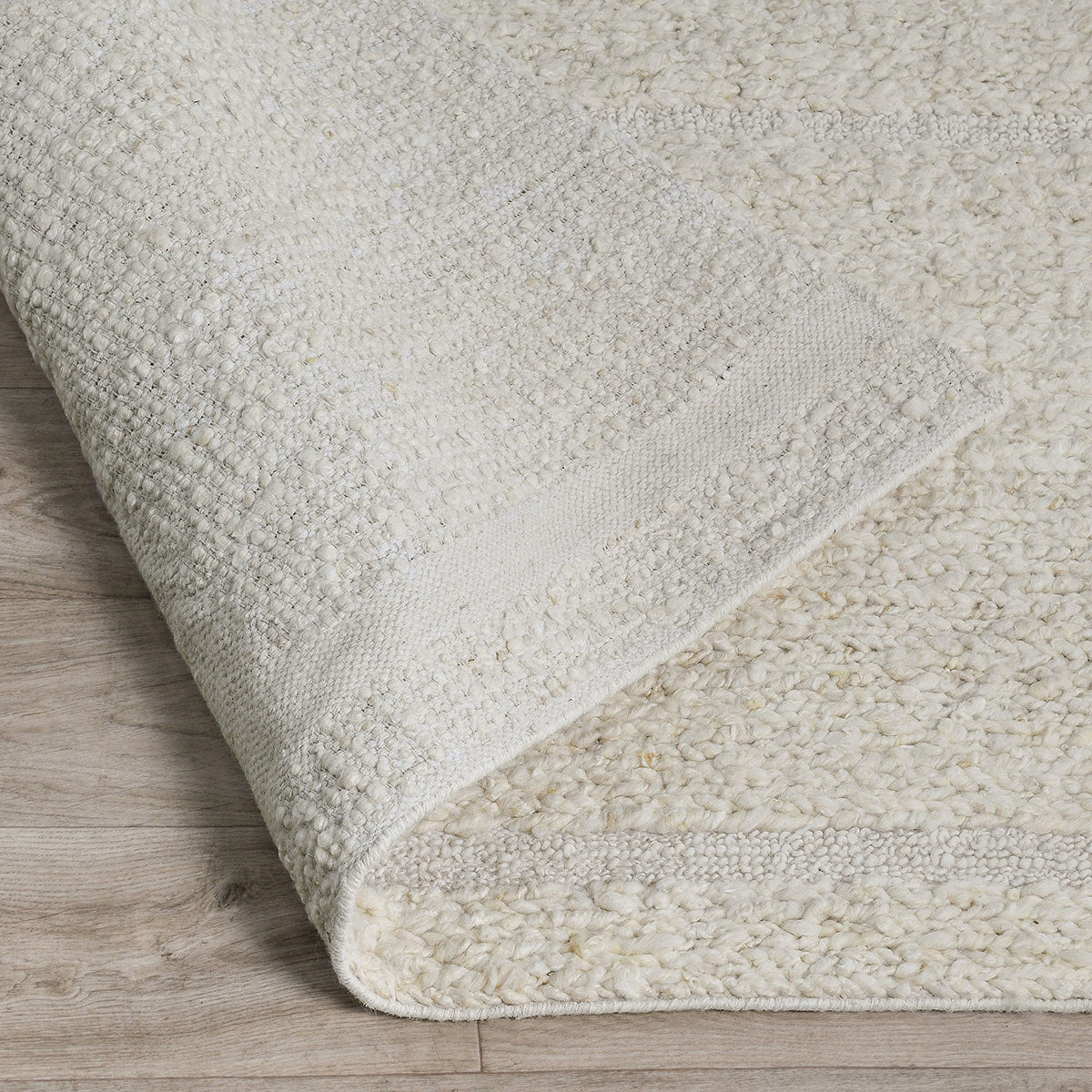 Sinclair Ivory Wool Rug - Ornate Home