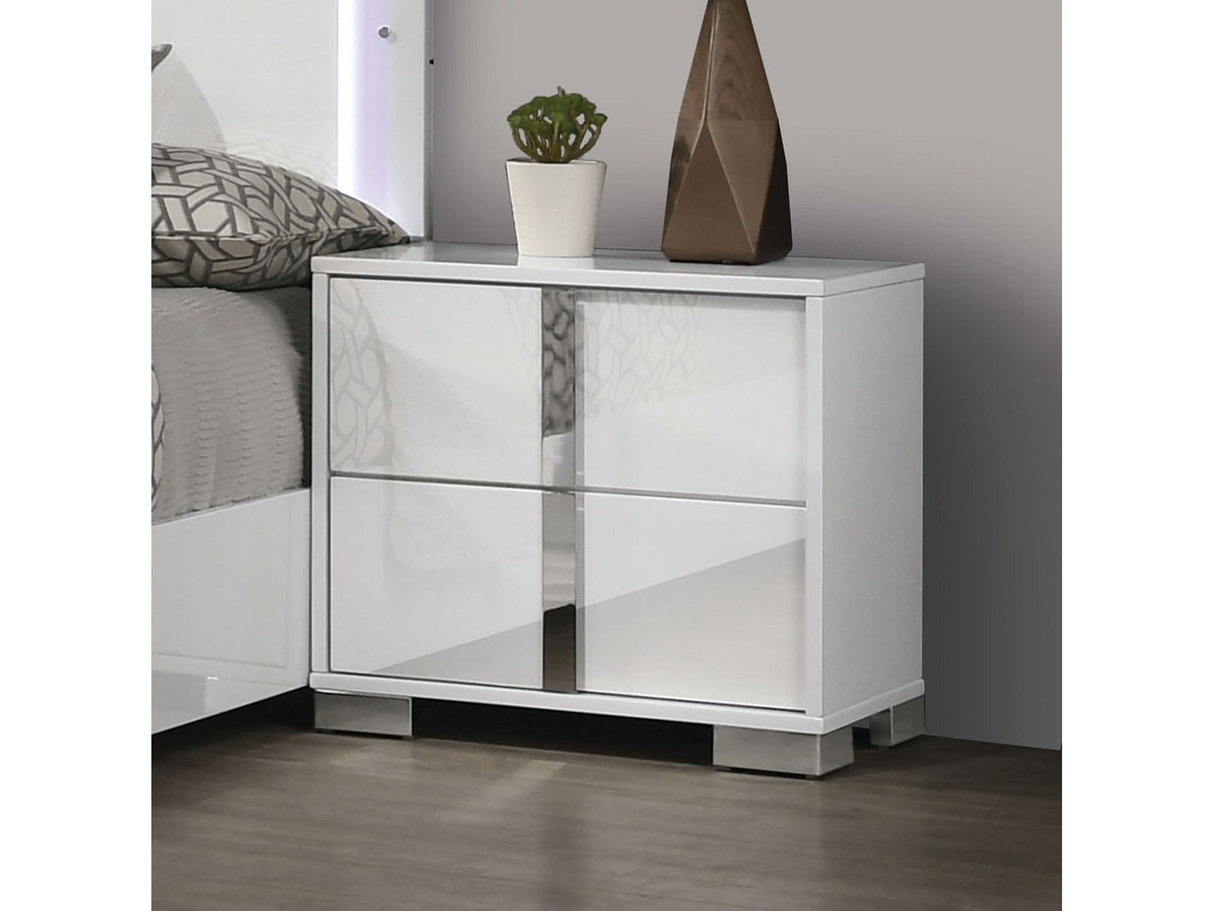 Sinistra White Nightstand - Ornate Home