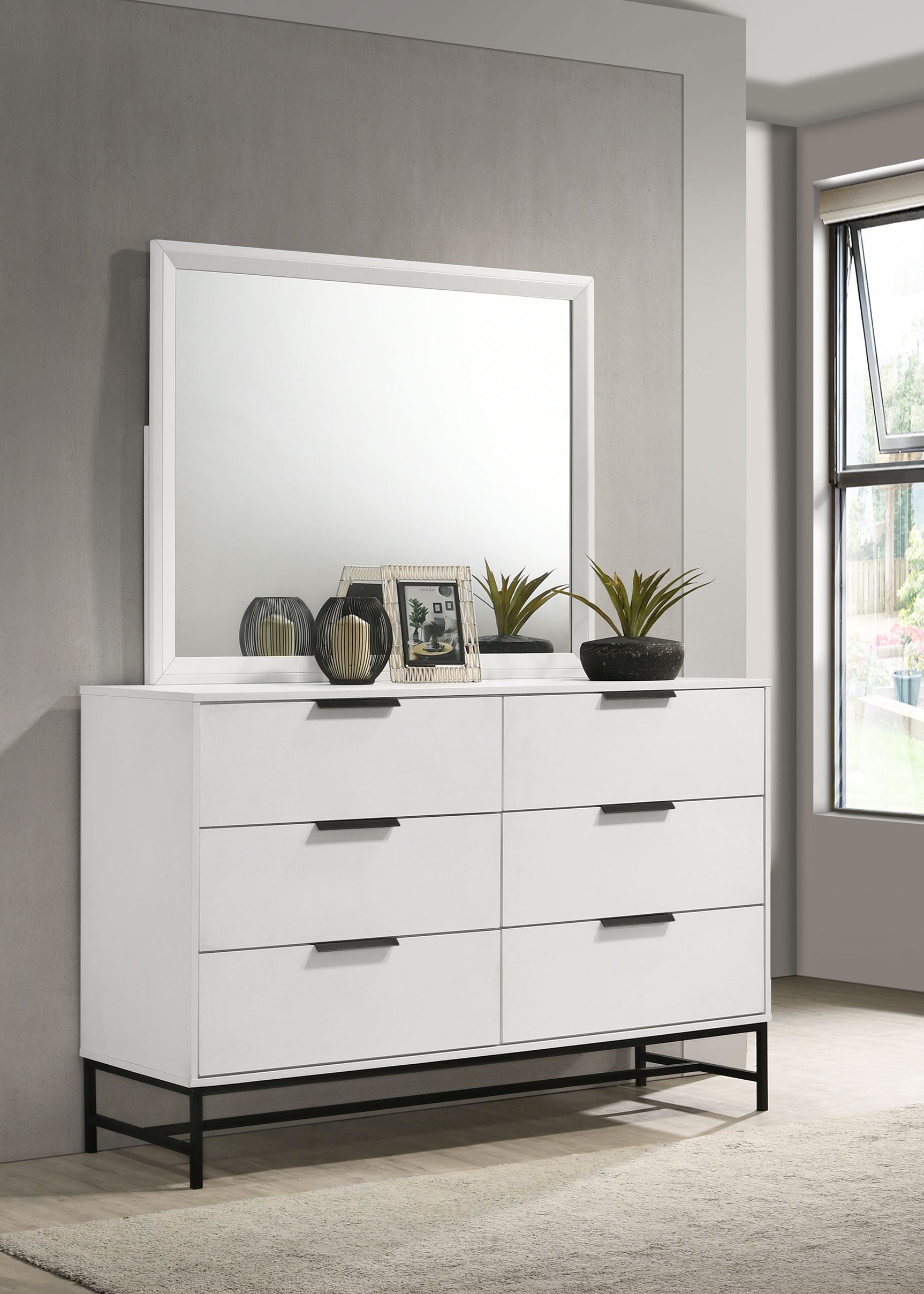 Sonora White Dresser and Mirror - Ornate Home