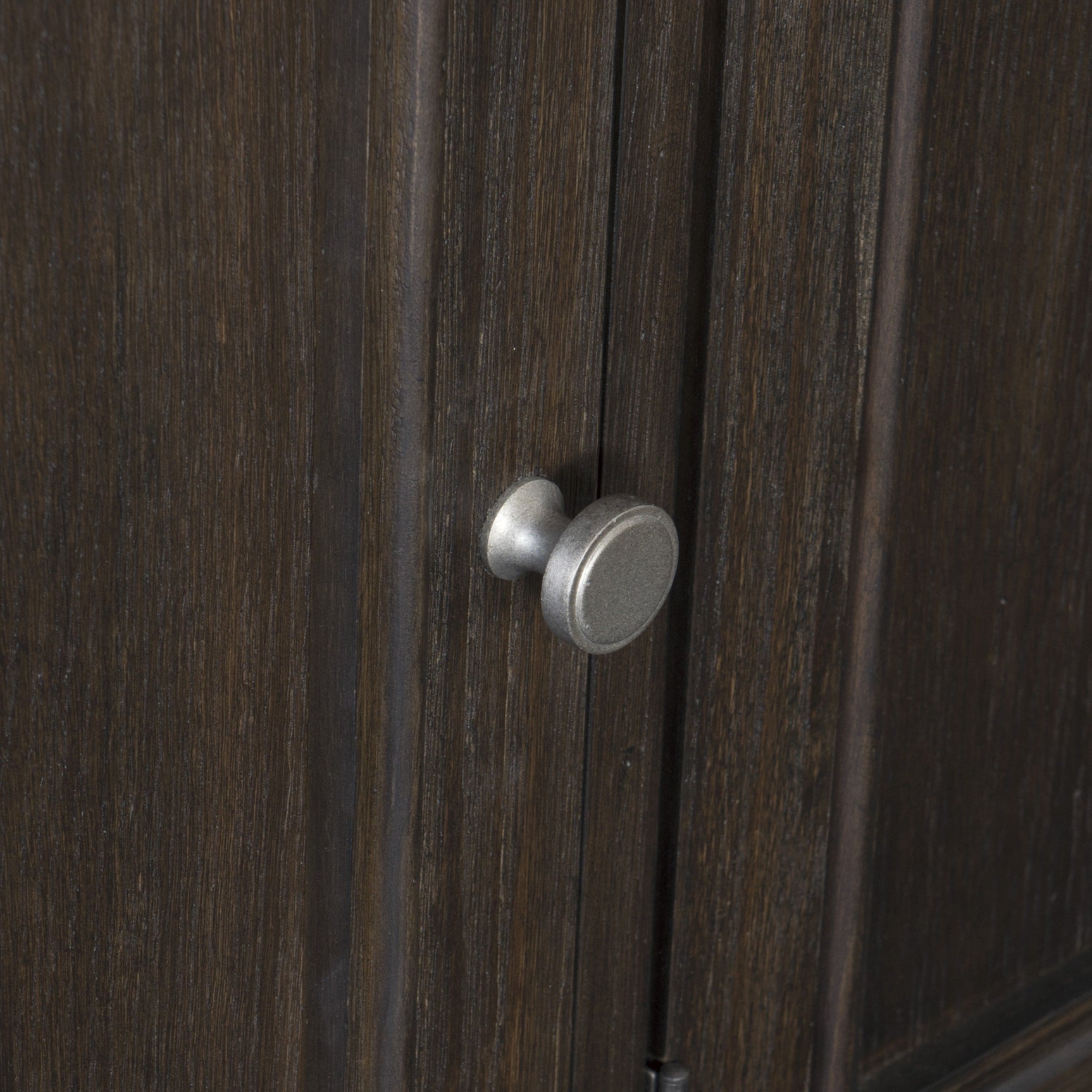 Southlake Brown Server - Ornate Home