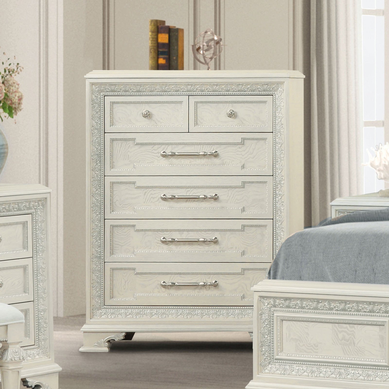 Stella Mia Creamy White Queen Full 5 Piece Bedroom Set w/Chest - Ornate Home