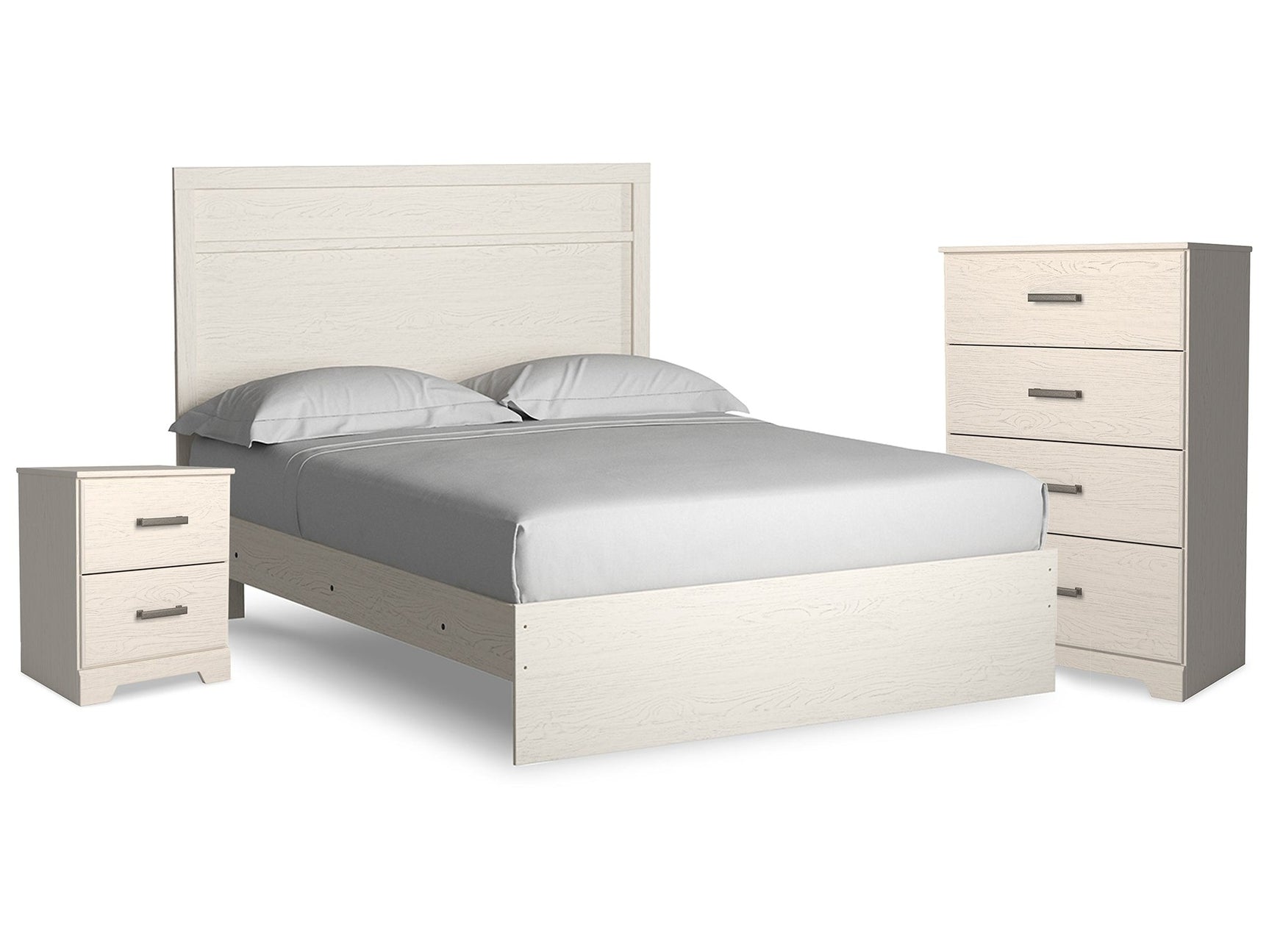 Stelsie White Queen Panel Bedroom Set with Chest and Nightstand - Ornate Home