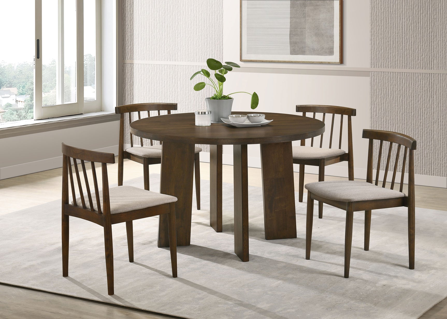 Strouse Walnut 47-inch Round Wood Dining Room Table - Ornate Home