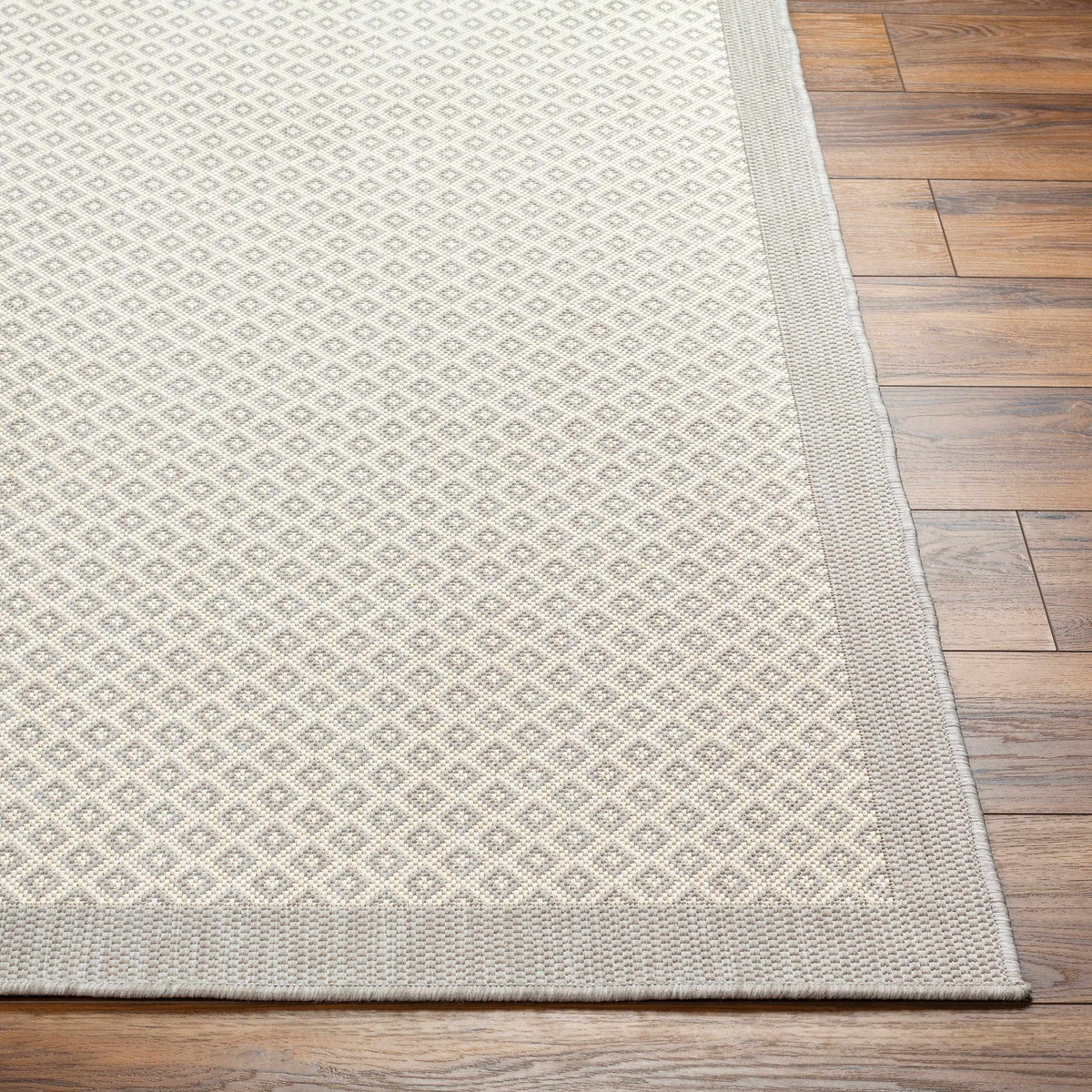 Suzu Outdoor Area Rug - Clearance - Ornate Home