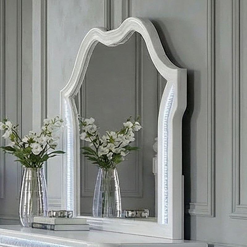 Swindon Pearl White 4 Pc Queen Bedroom Set - Ornate Home
