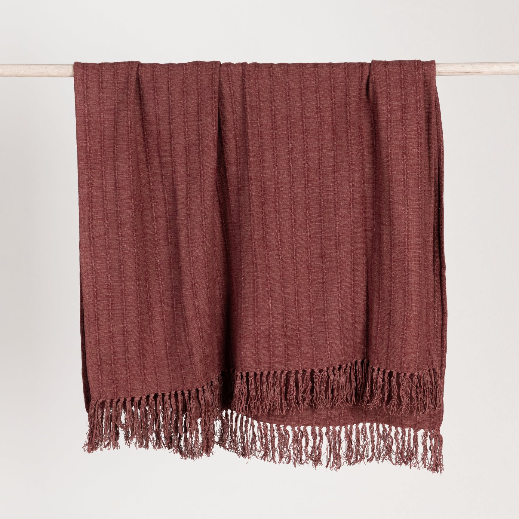 TC Hunter Cherrywood Red 50x70 Throw - Ornate Home