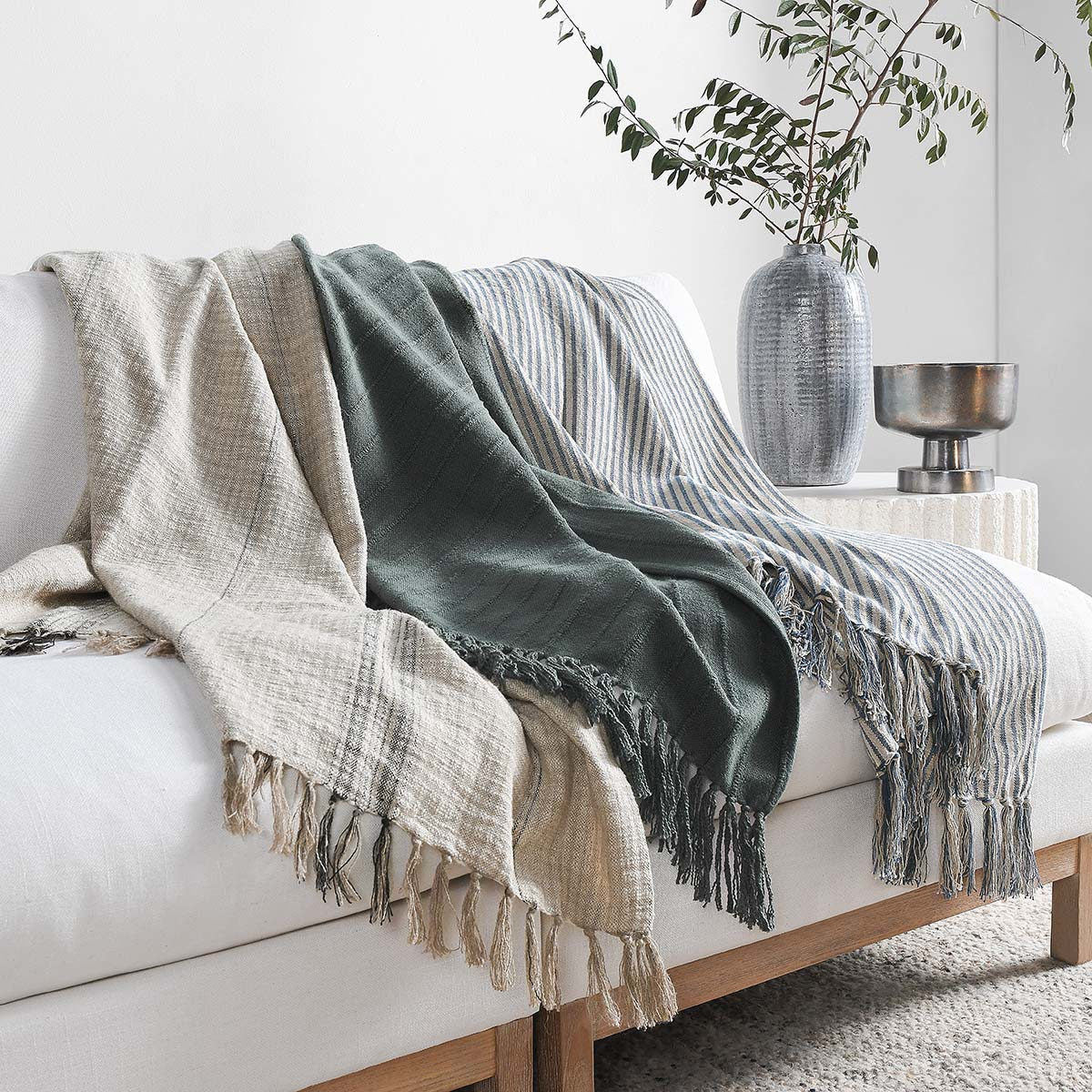 TC Ria Natural/Black Throw 50x70 - Ornate Home