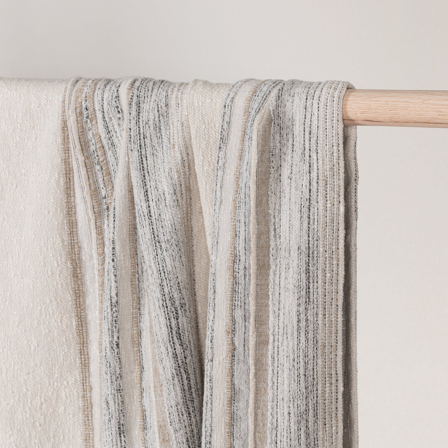 TC Rockport Ivory Multi Throw 50x70 - Ornate Home