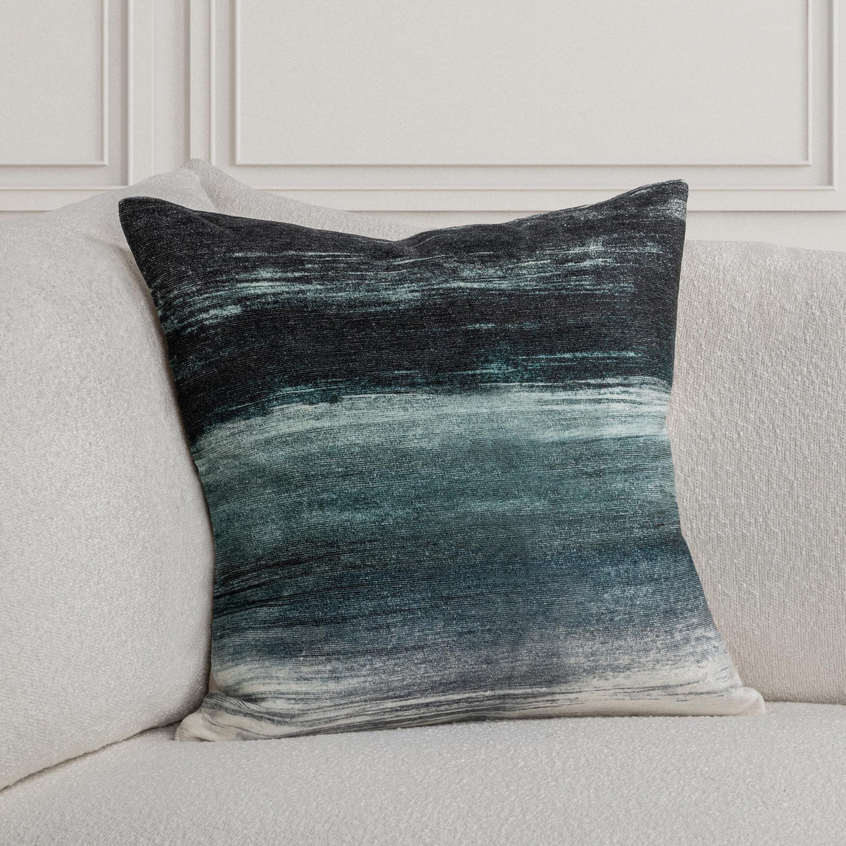 TQ Vita Blue Multi 22x22 Throw Pillow (Set of 2) - Ornate Home