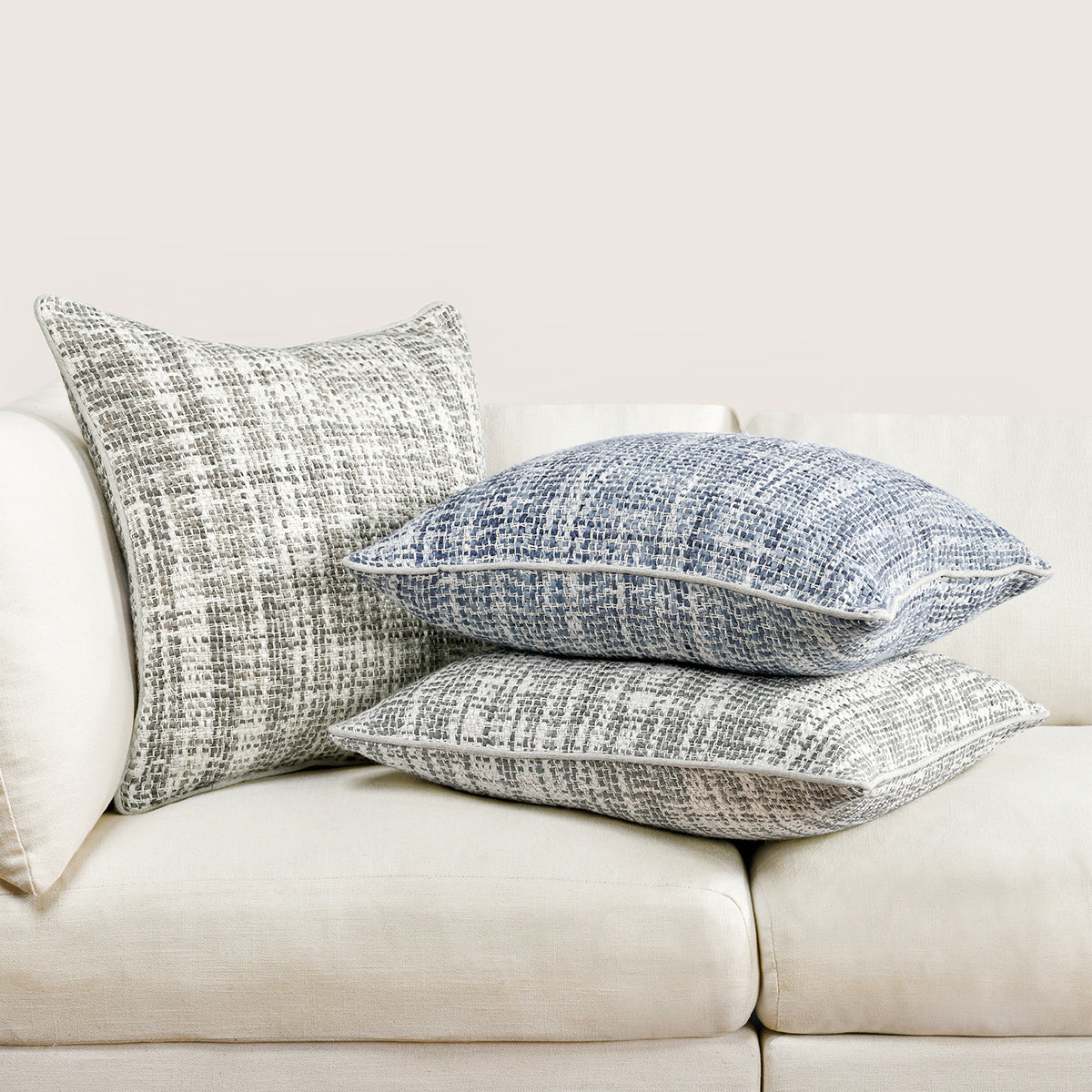 TW Brax Gray/Ivory 22x22 Throw Pillow (Set of 2) - Ornate Home