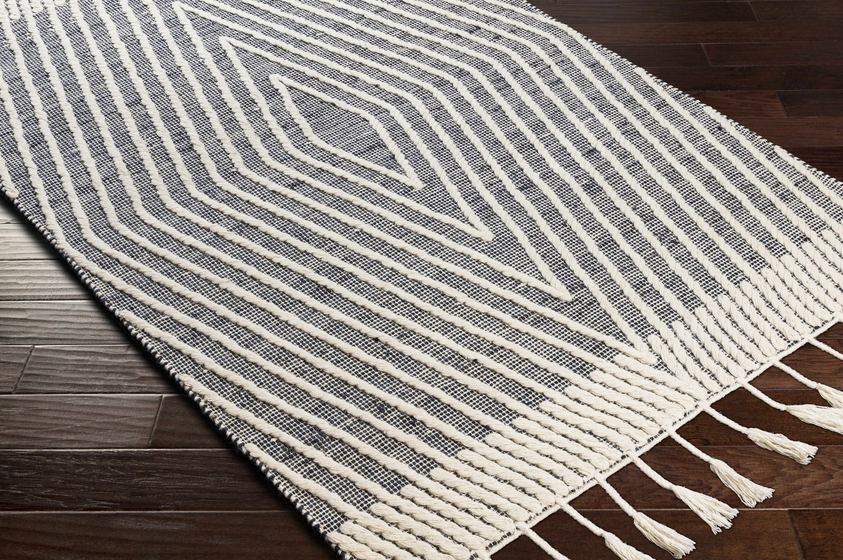 Tamayong Tasseled Jute&Wool Rug - Clearance - Ornate Home