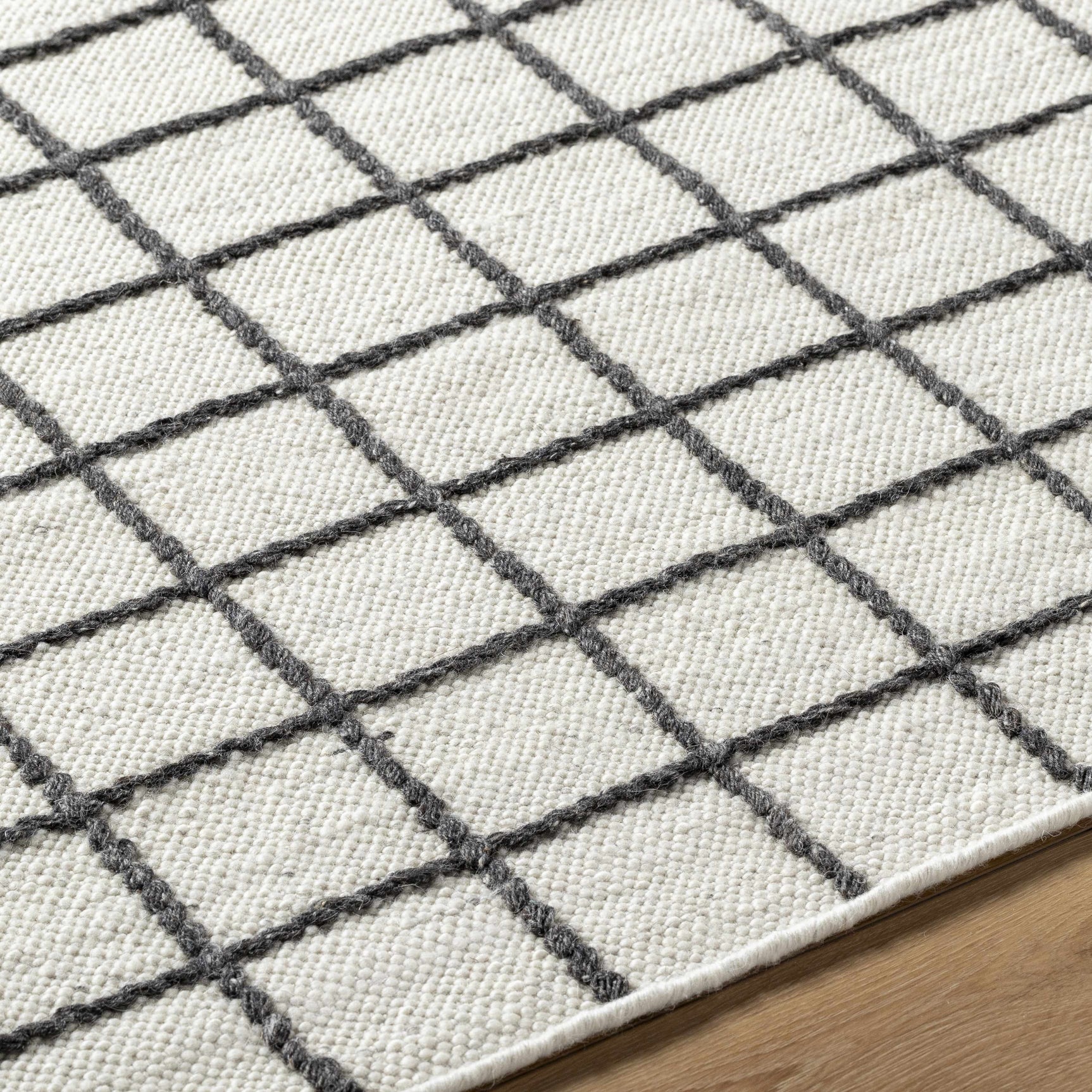 Tauri Area Rug - Ornate Home