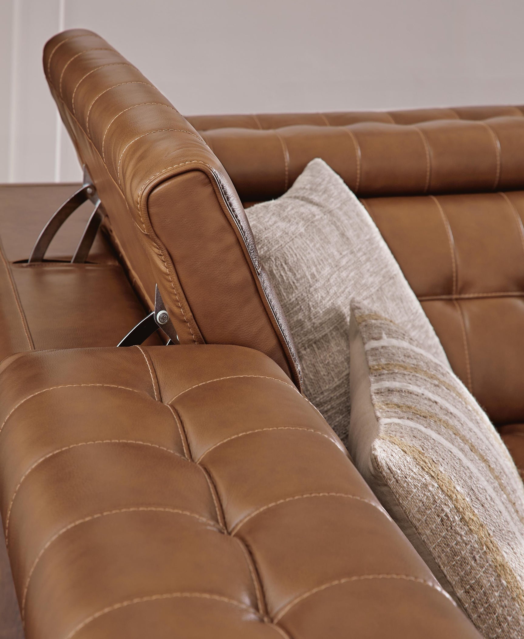 Temmpton Chocolate 4-Piece Reclining Sectional - Ornate Home