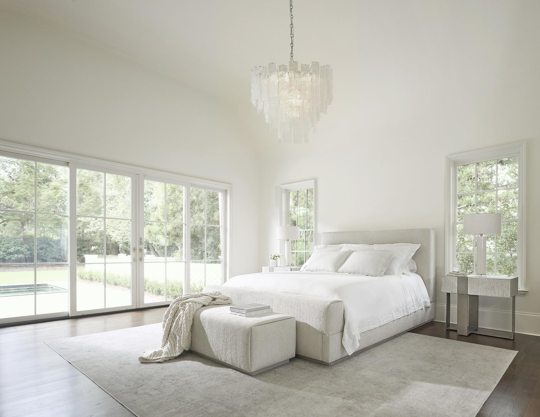Tempo White/Cream Panel King Bed - Ornate Home