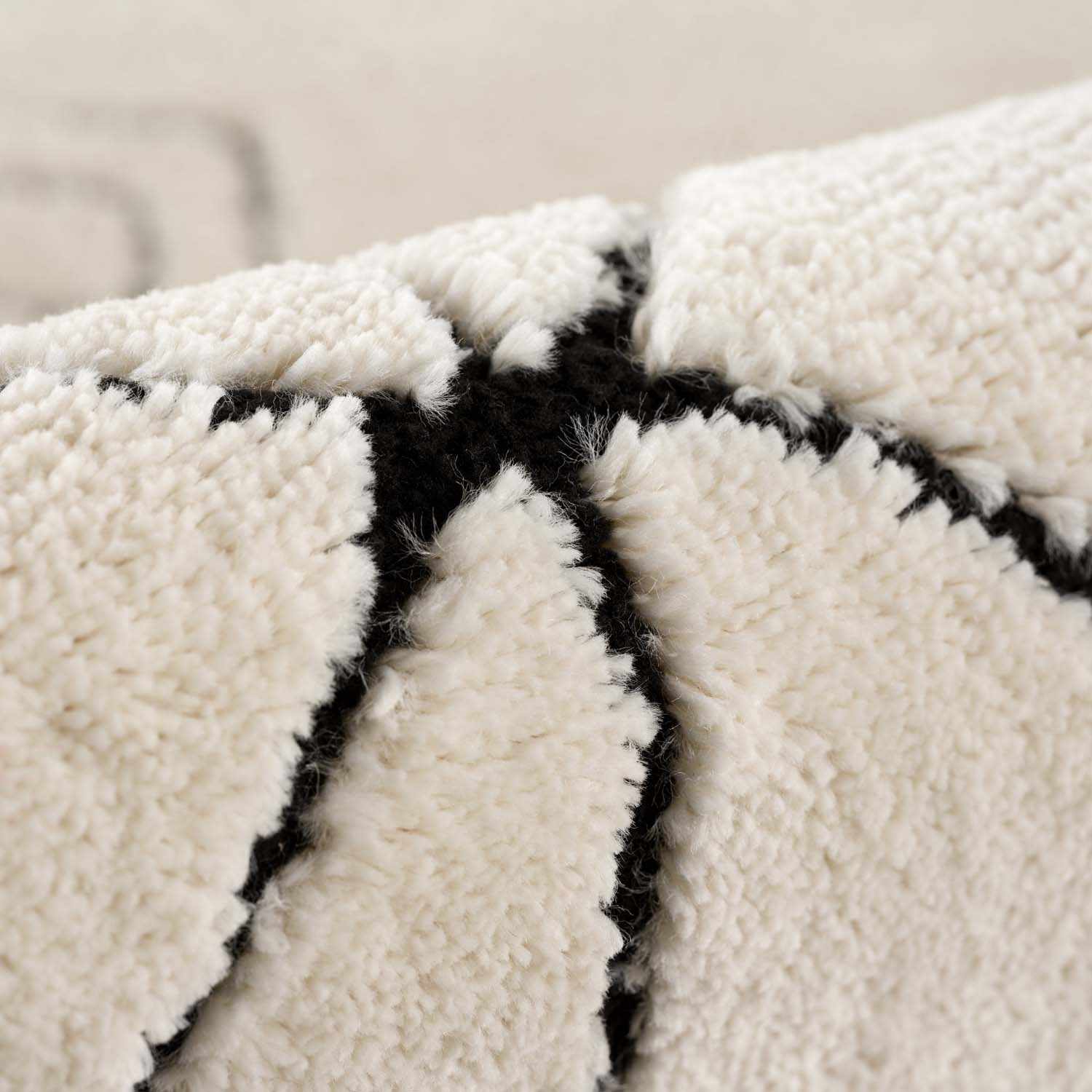 Thian Tribal Area Rug - Ornate Home