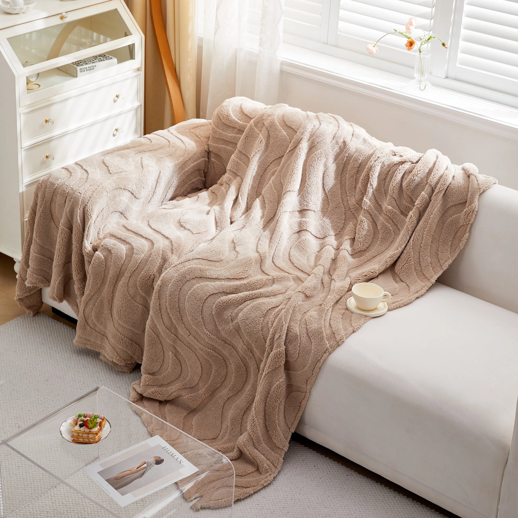 Thick Plush Jacquard Velvet Throw Blanket on Sofa, Sofa Slipcovers and Sectional Sofa Covers - Ornate Home