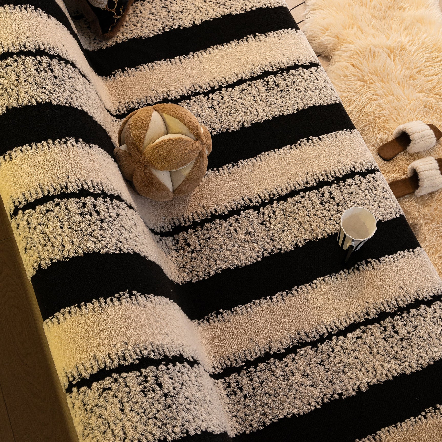 Thickened Coral Fleece Sofa Throw Cover Slipcover Warm Jacquard Cozy Couch Cover Blankets - Ornate Home