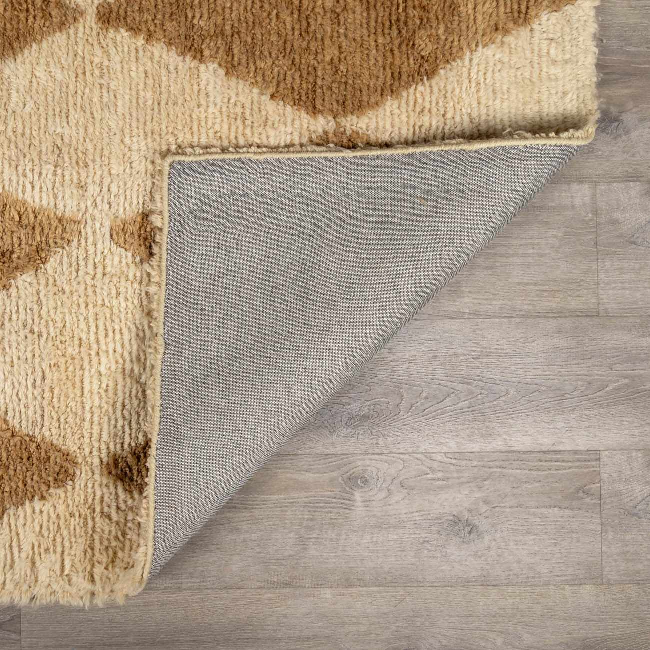 Tivka Diamond Checkered Wool Rug - Ornate Home