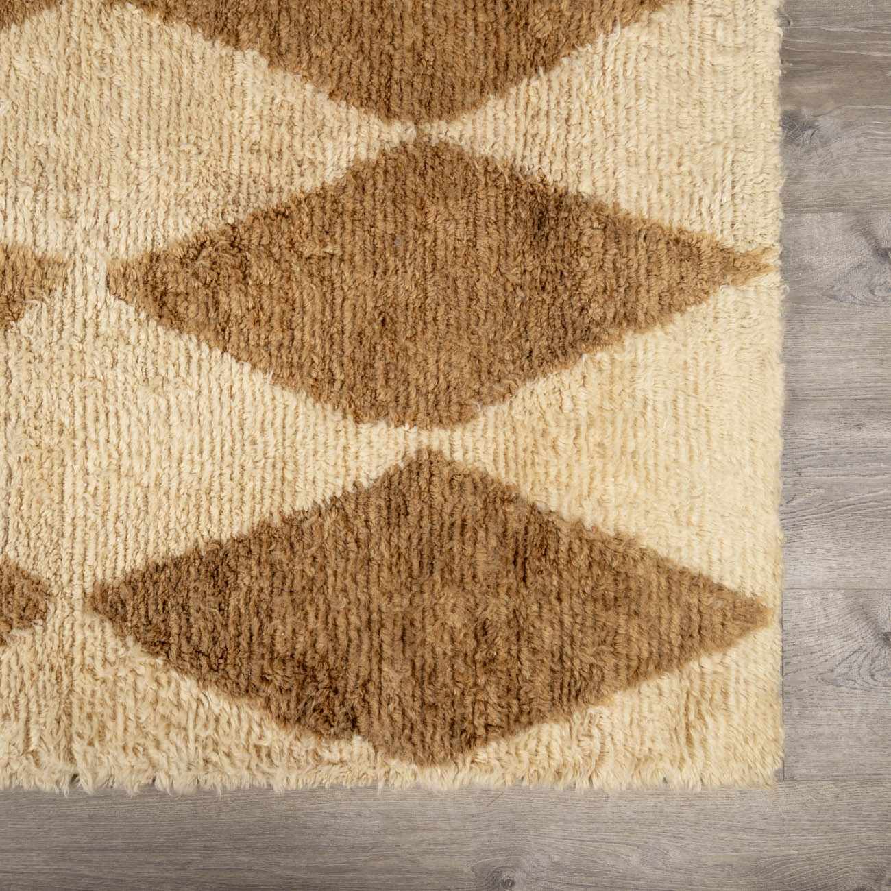 Tivka Diamond Checkered Wool Rug - Ornate Home