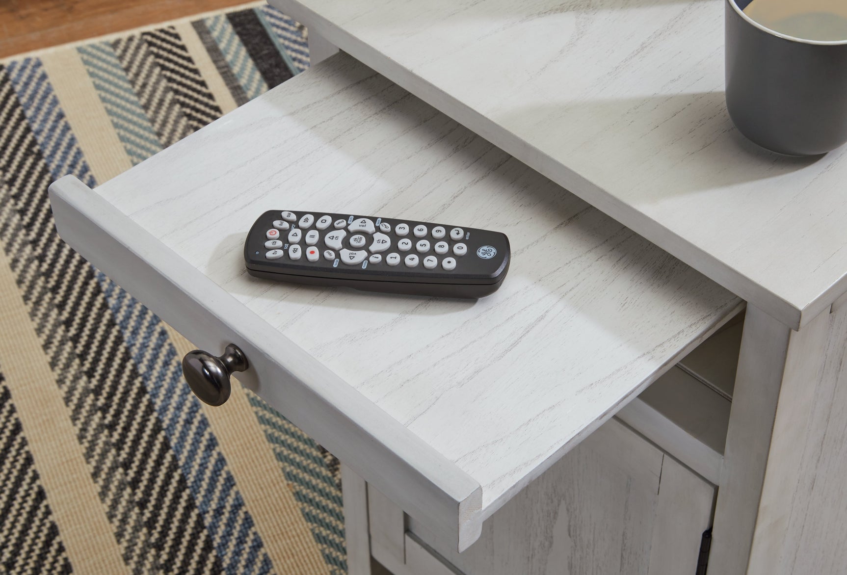 Treytown Antique White Chairside End Table - Ornate Home