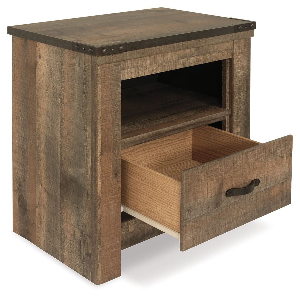 Trinell Brown Queen Poster Bedroom Set with Dresser, Mirror and Nightstand (Online Special Price) - Ornate Home