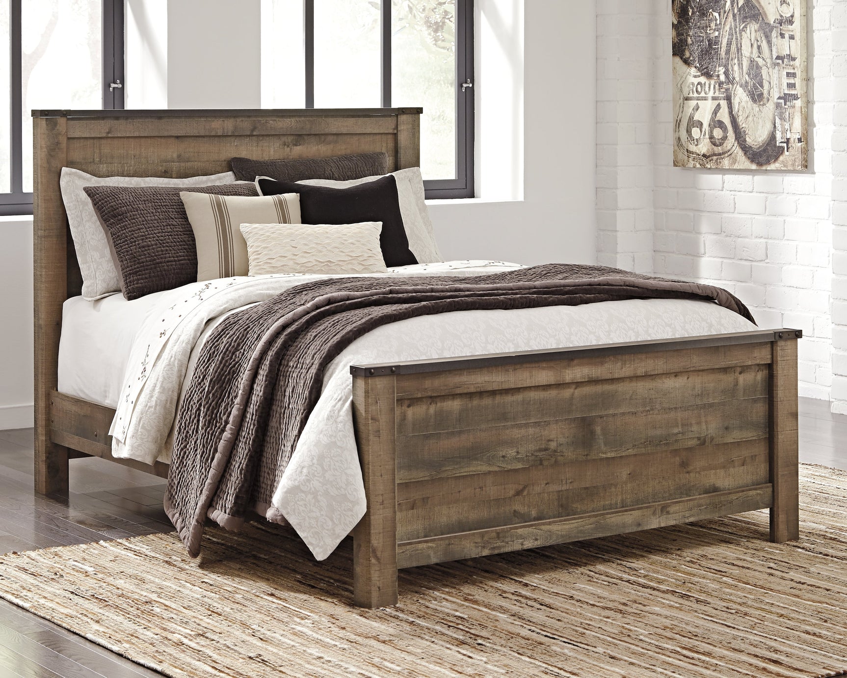 Trinell Queen Panel Bed - Ornate Home