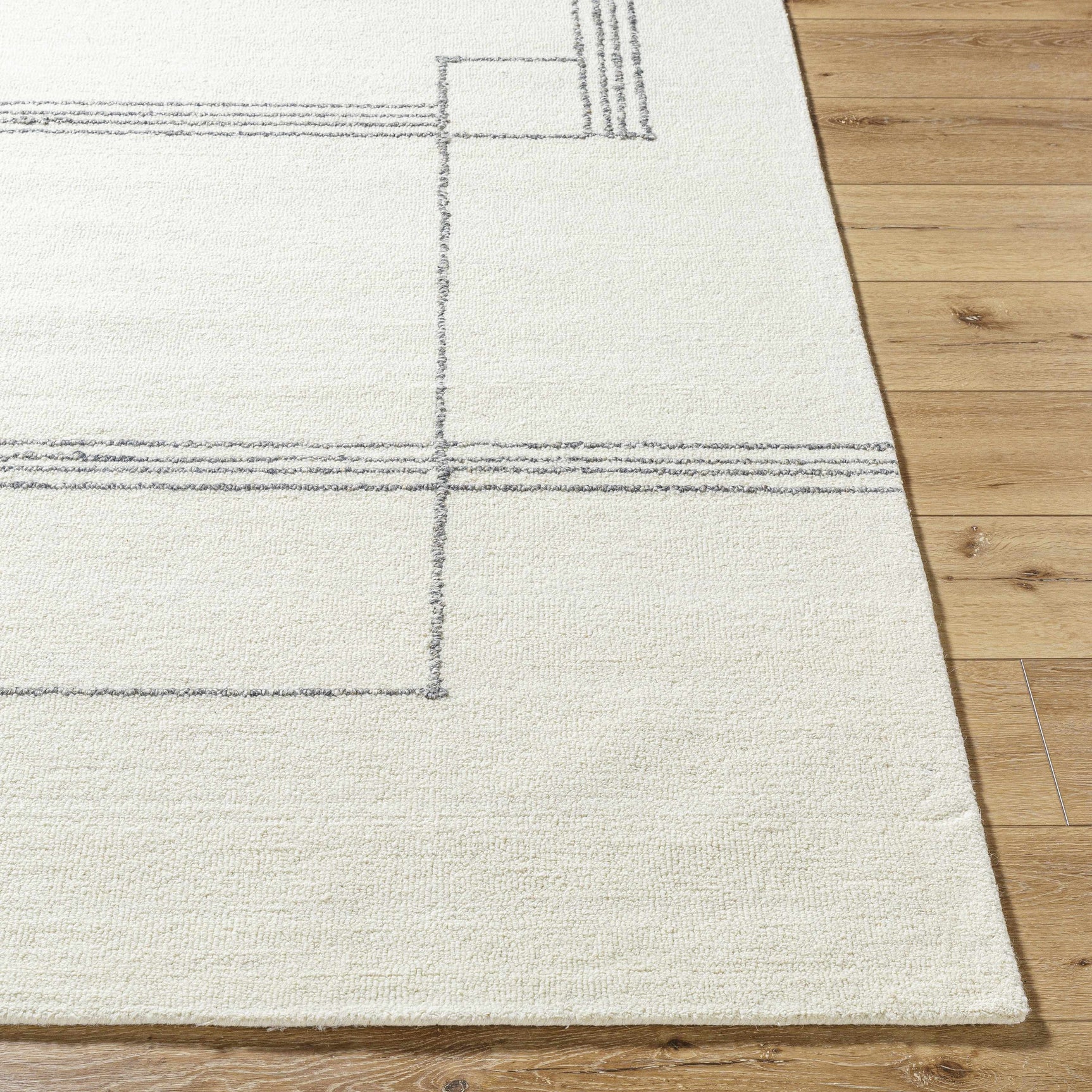 Truma Area Rug - Ornate Home