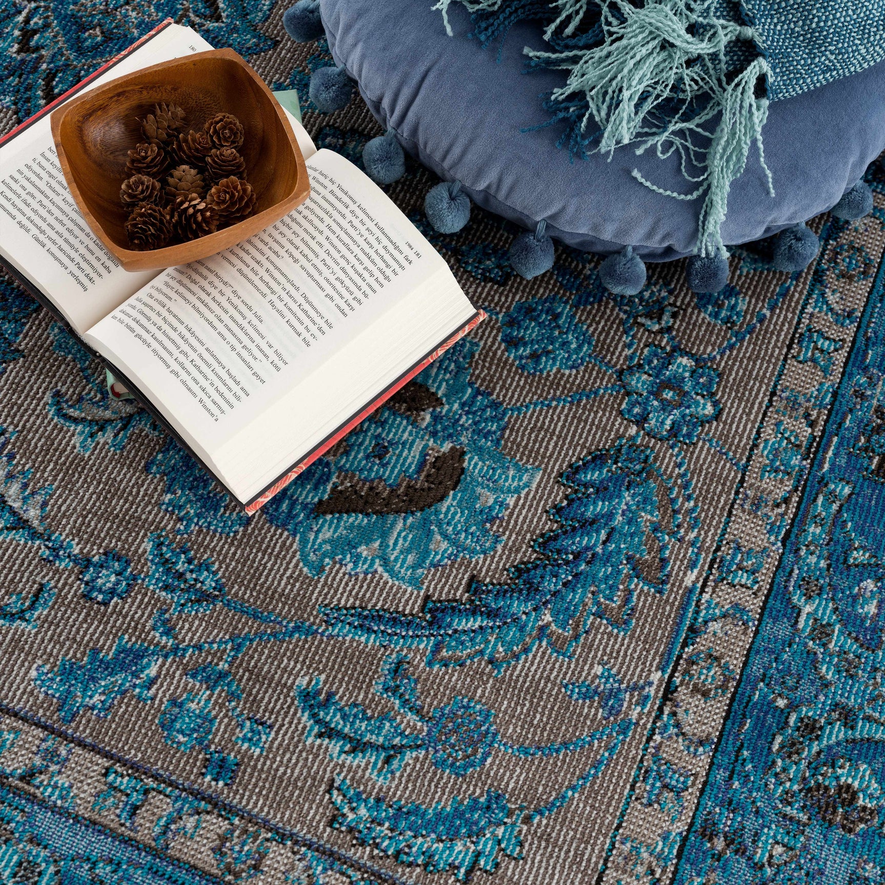 Turquoise Rug MRD4705 - Limited Edition - Ornate Home