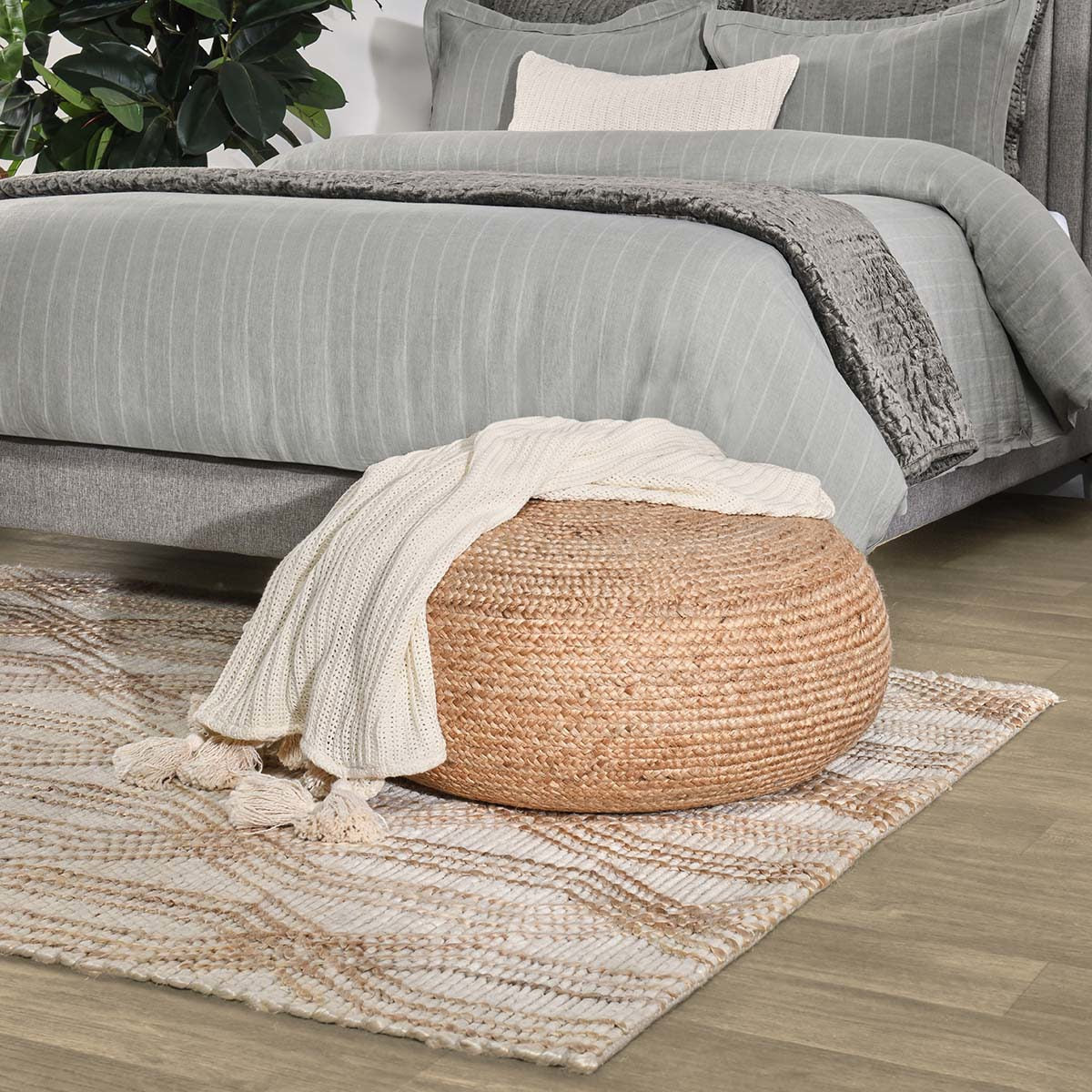 Tustin Ivory/Natural Rug - Ornate Home