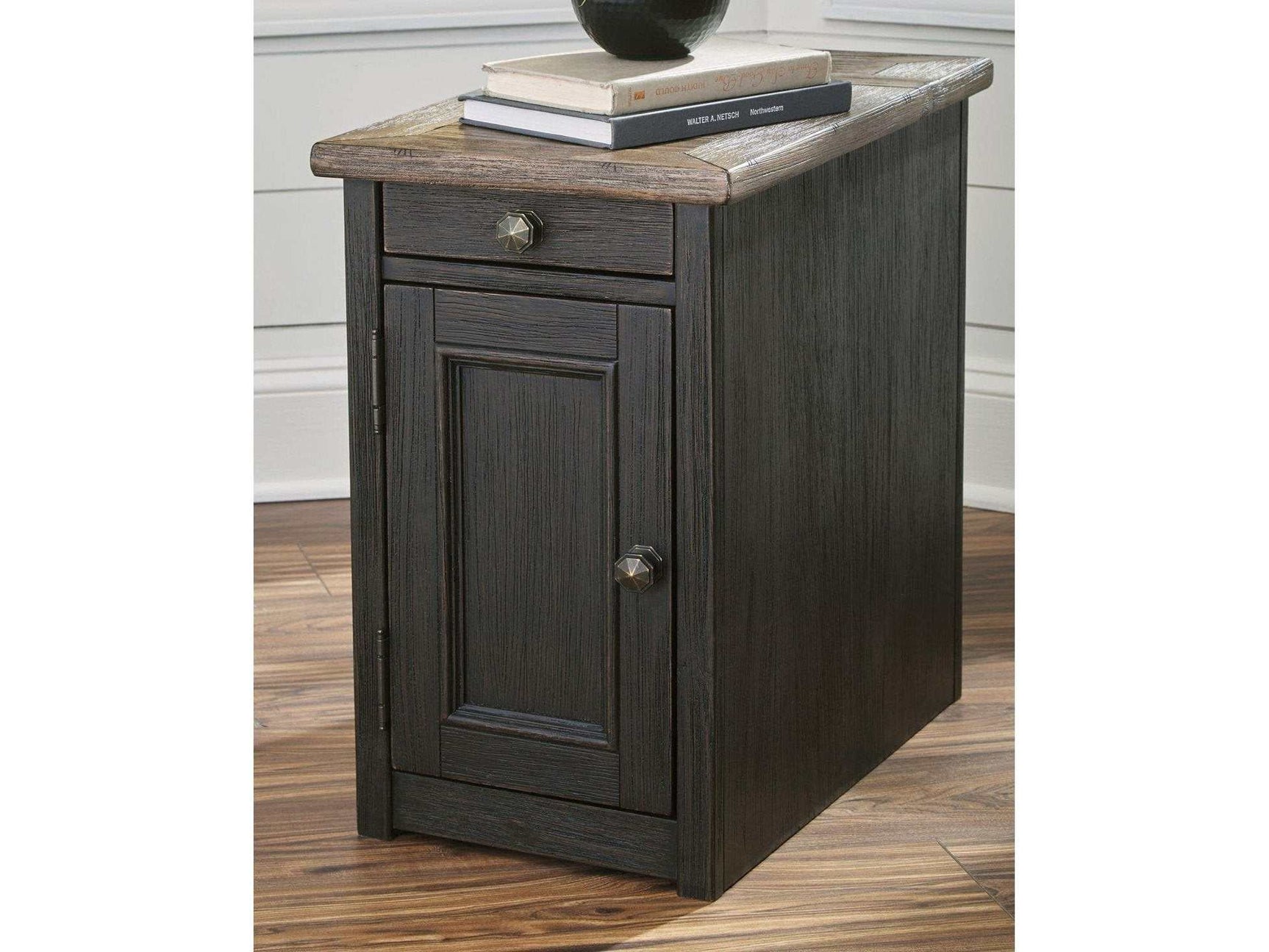 Tyler Creek Chairside End Table with USB Ports & Outlets (Online Special Price) - Ornate Home