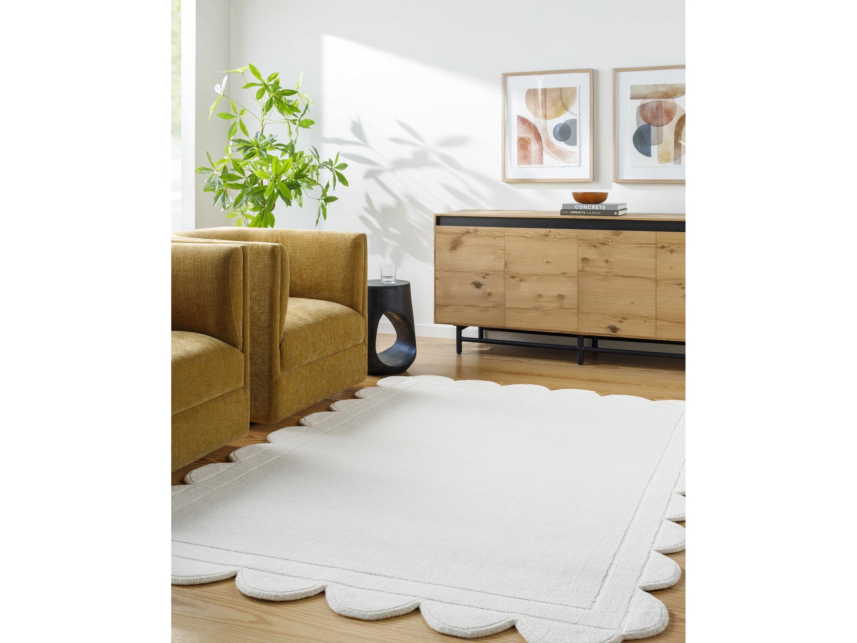 Uhuro White Geometric Area Rug - Ornate Home