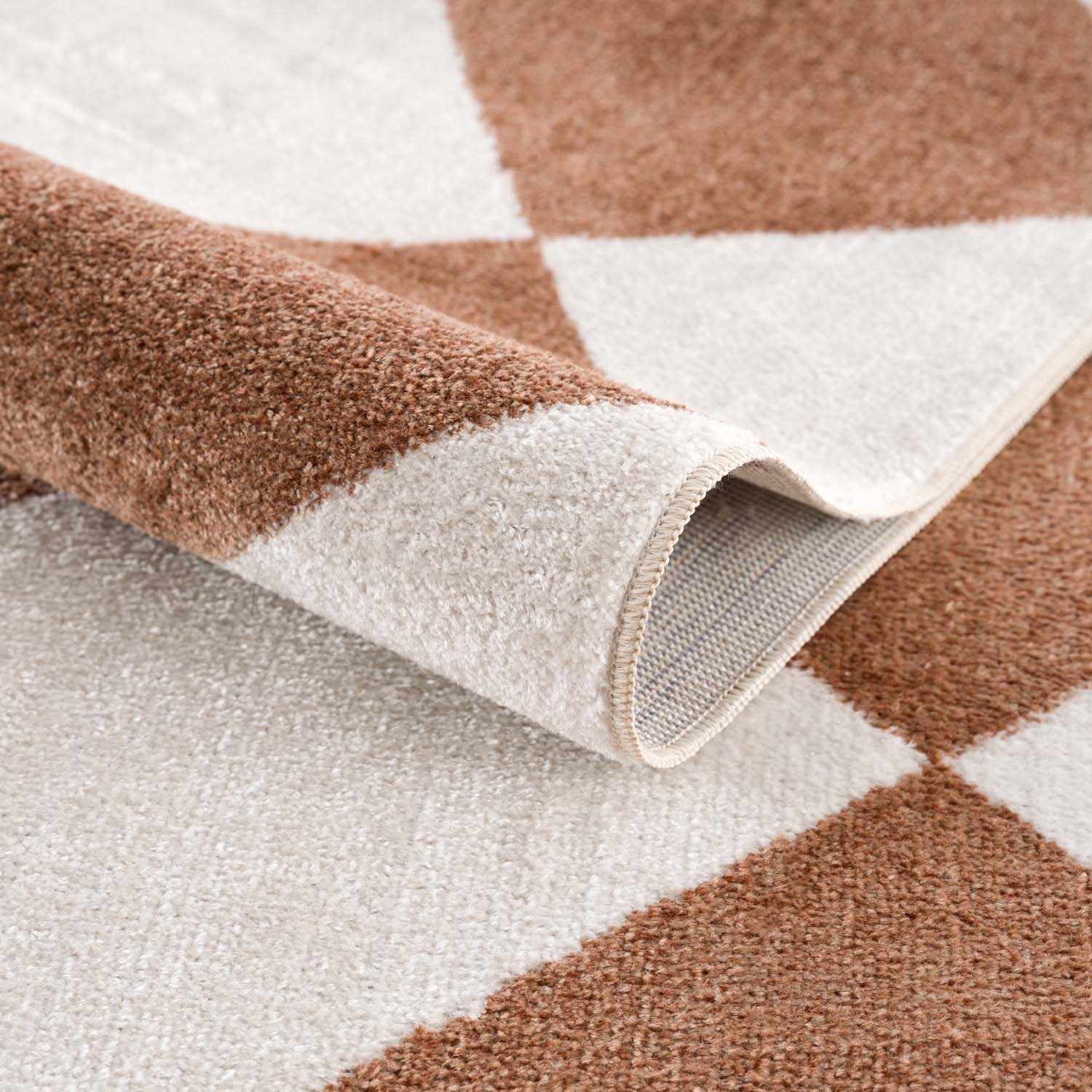 Ulric Chestnut Diamond Washable Area Rug - Ornate Home