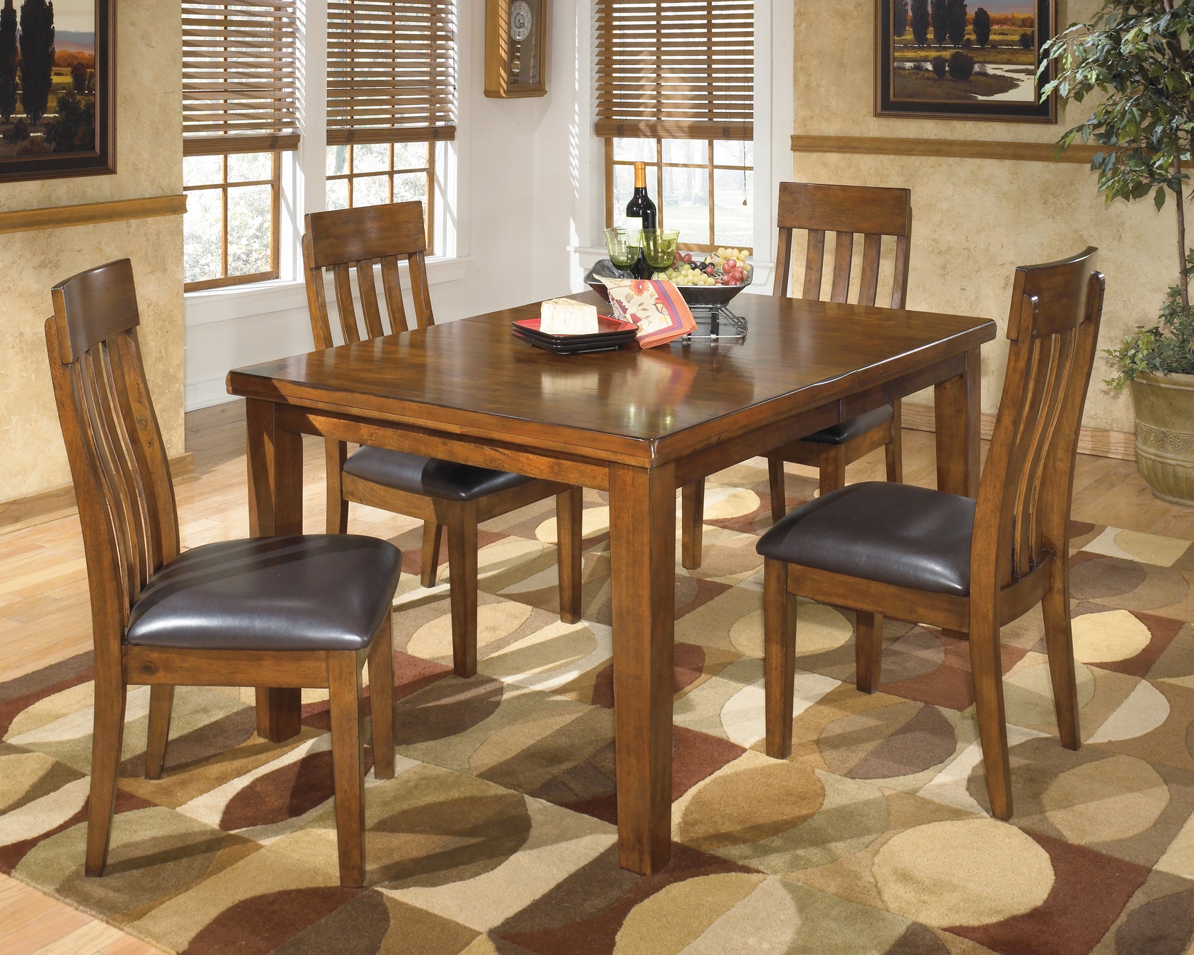 Urbinforte, Ralene Dining Set - Ornate Home