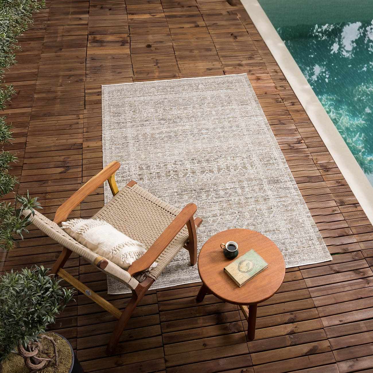 Uzuri Washable Outdoor Area Rug - Clearance - Ornate Home