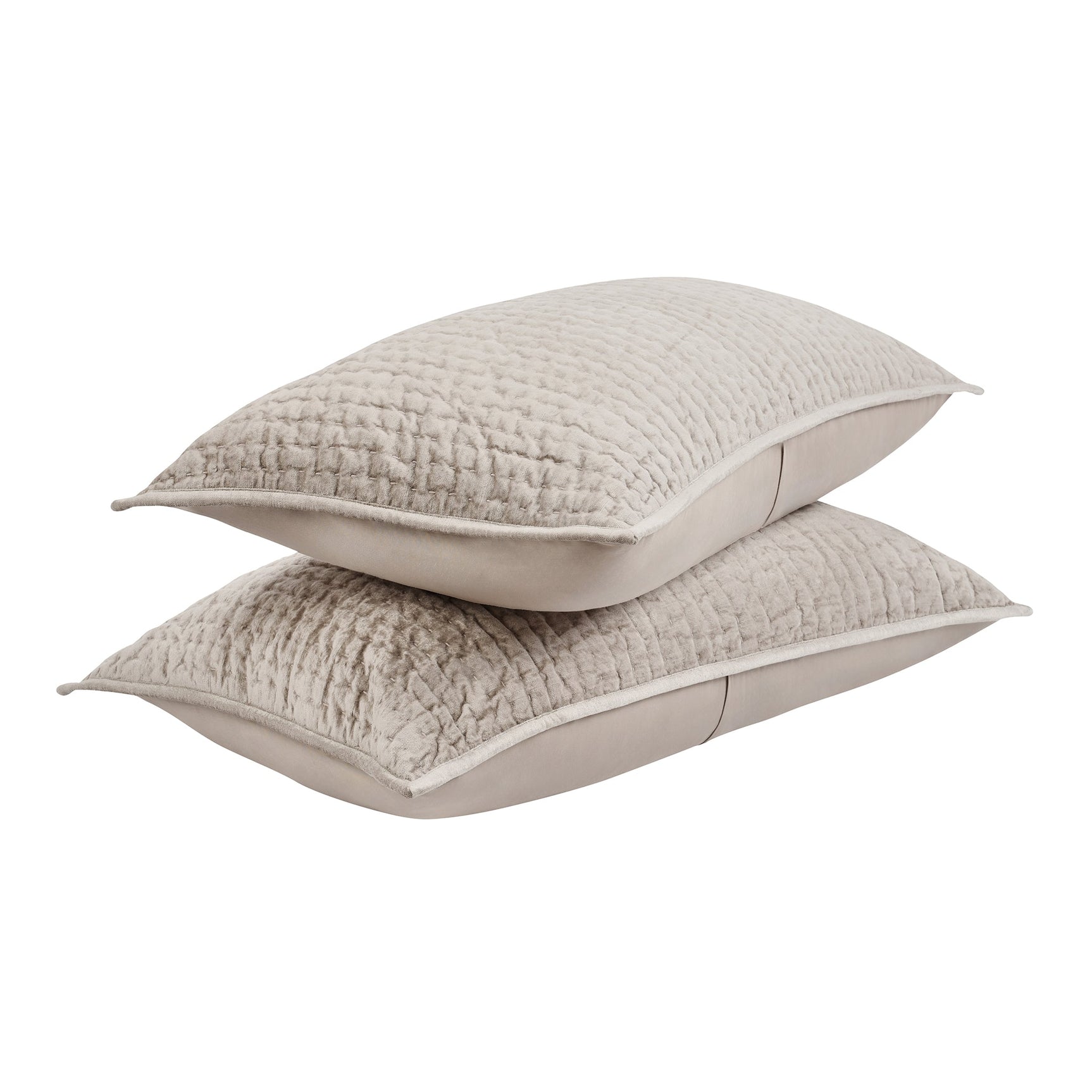 Bari Pebble Velvet Quilt Collection