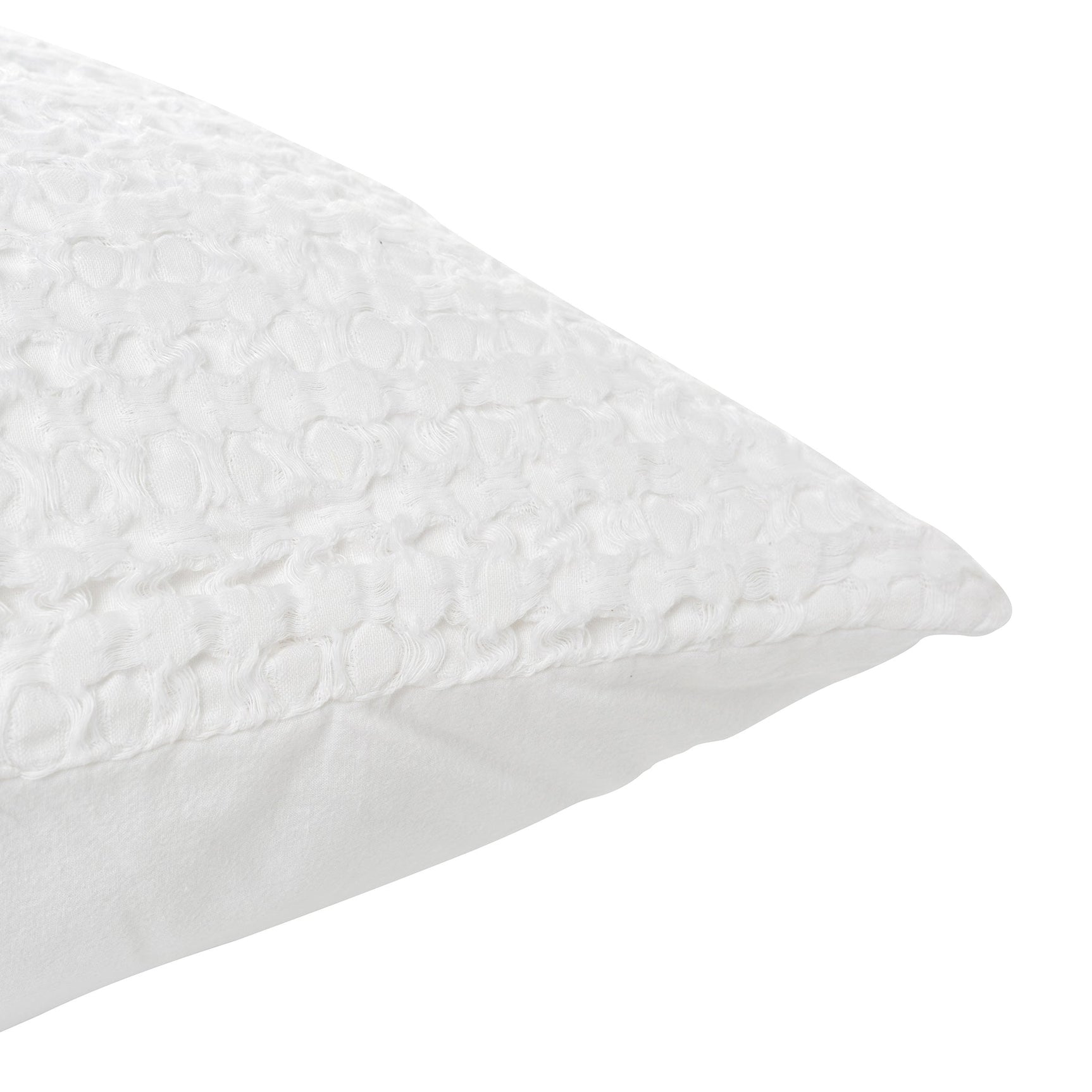 Colmar White Quilt Collection