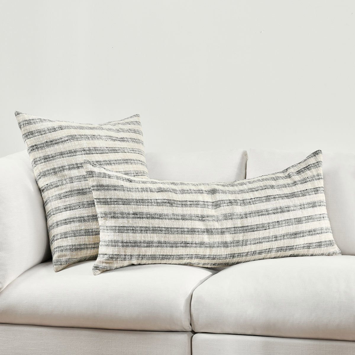 VC Linna Natural/Black Multiple Sizes Throw Pillow (Set of 2) - Ornate Home
