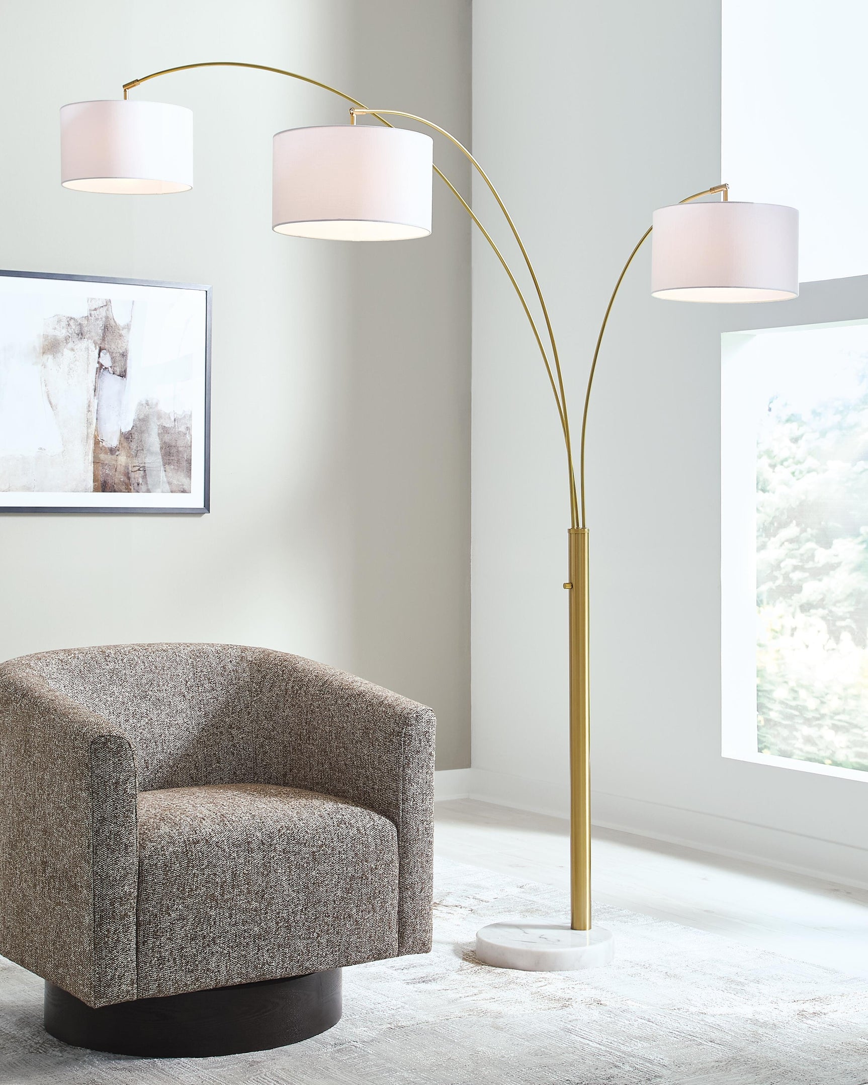 Valo Gold Finish Arc Lamp - Ornate Home