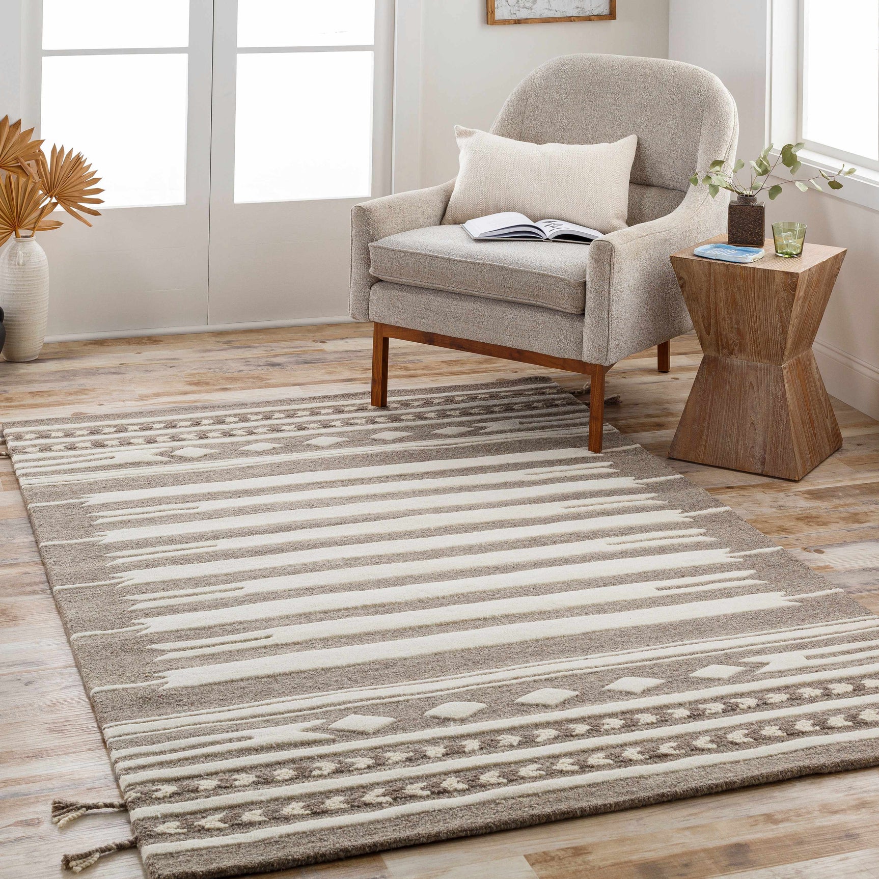 Vamo Area Rug - Clearance - Ornate Home
