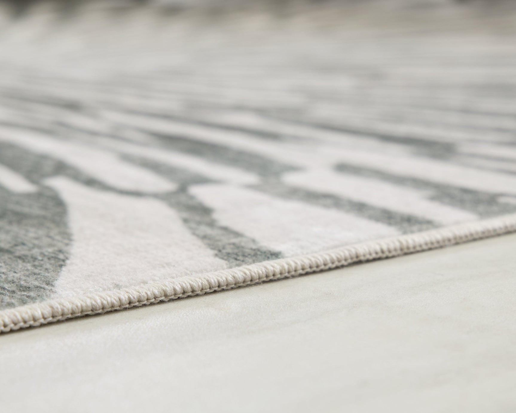 Verland Gray/White Washable Medium Rug (Online Special Price) - Ornate Home